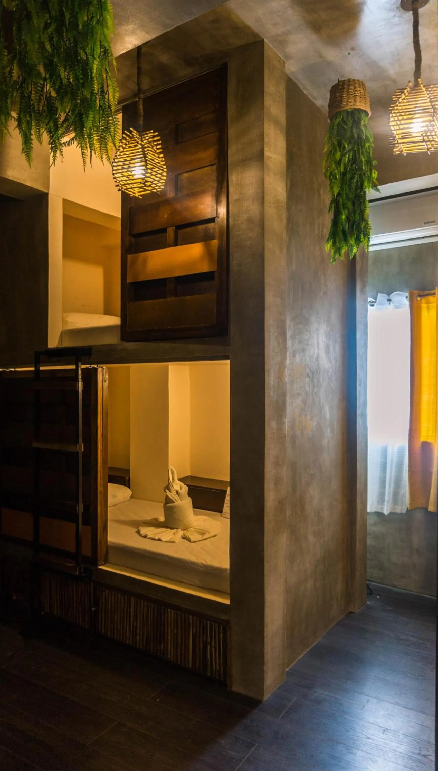 Bed in 6-Bed Mixed Dormitory Room in Happiness Hostel El Nido