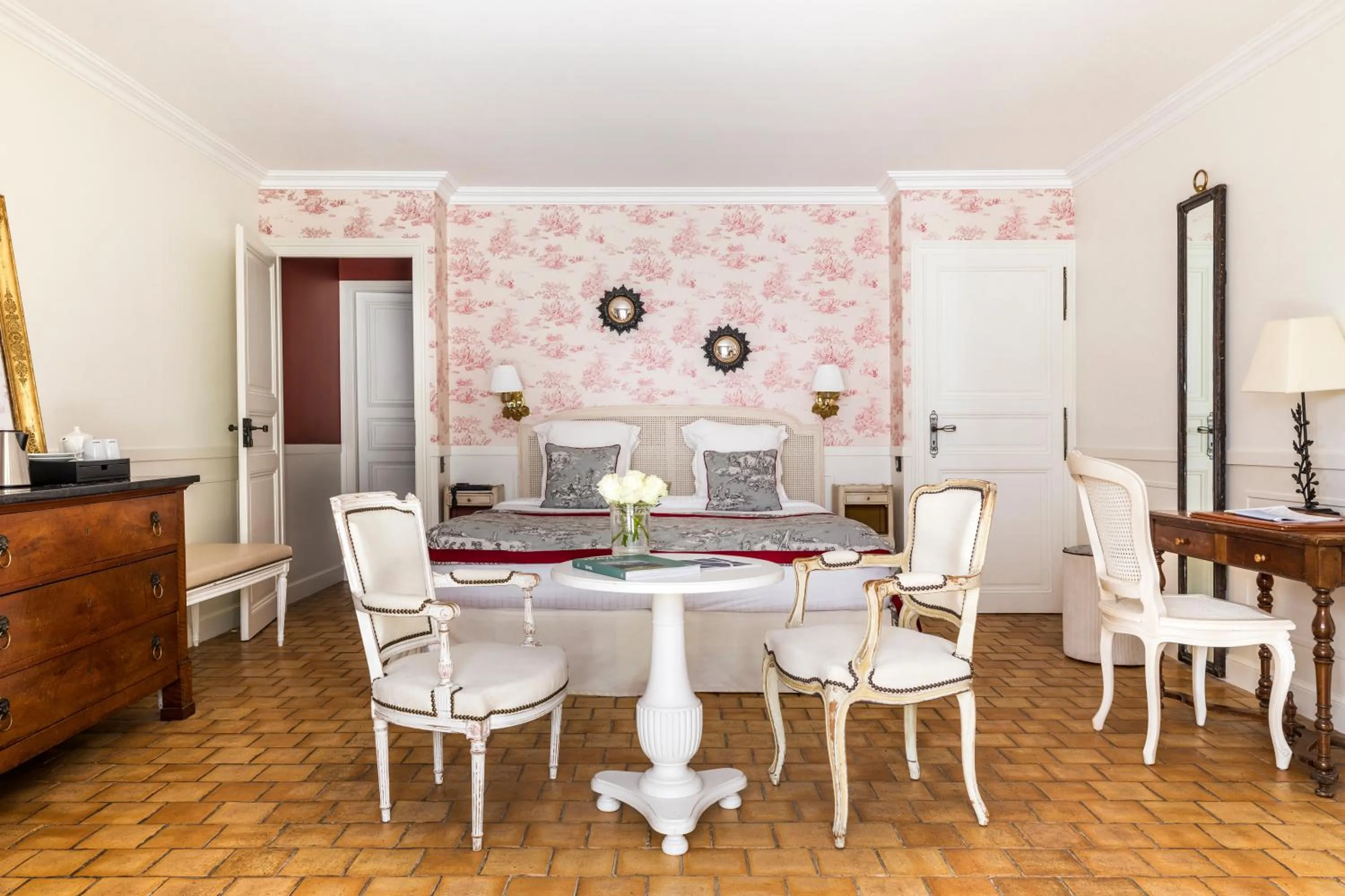 Bedroom in Les Hauts de Loire Relais & Châteaux