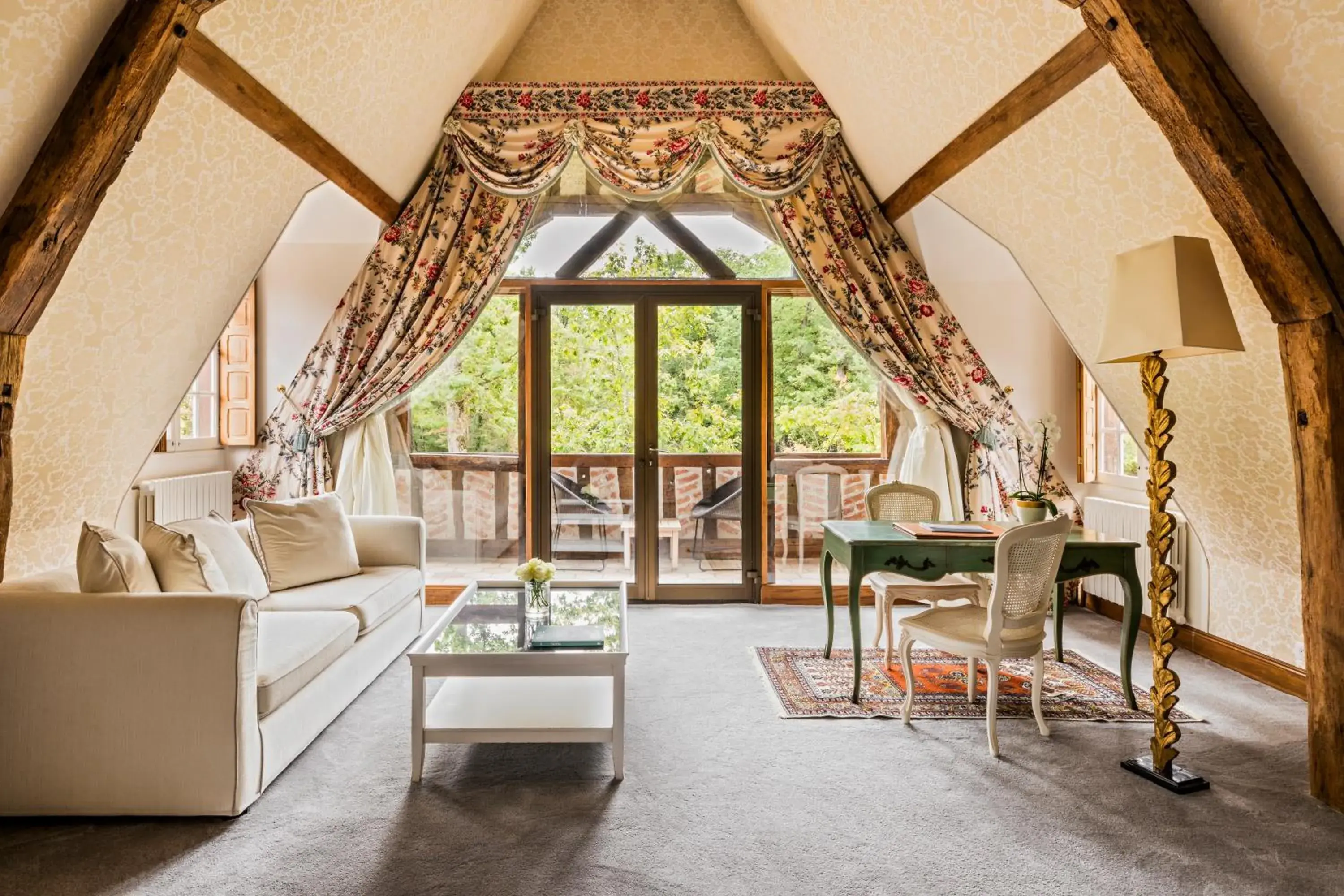 Suite in Les Hauts de Loire Relais & Châteaux Suite in Les Hauts de Loire Relais & Châteaux