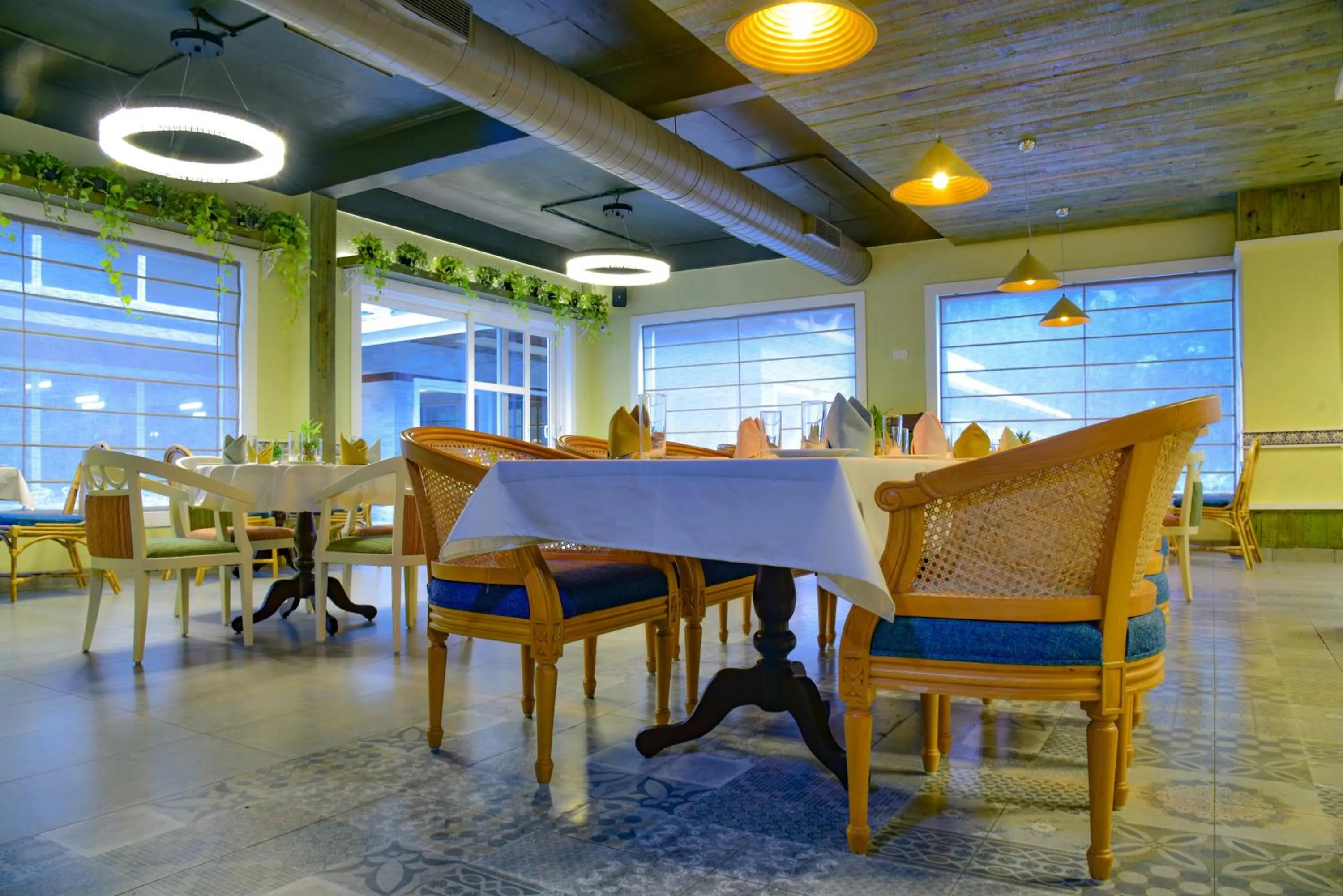 Restaurant/places to eat in Infinitea Tea Garden Resort