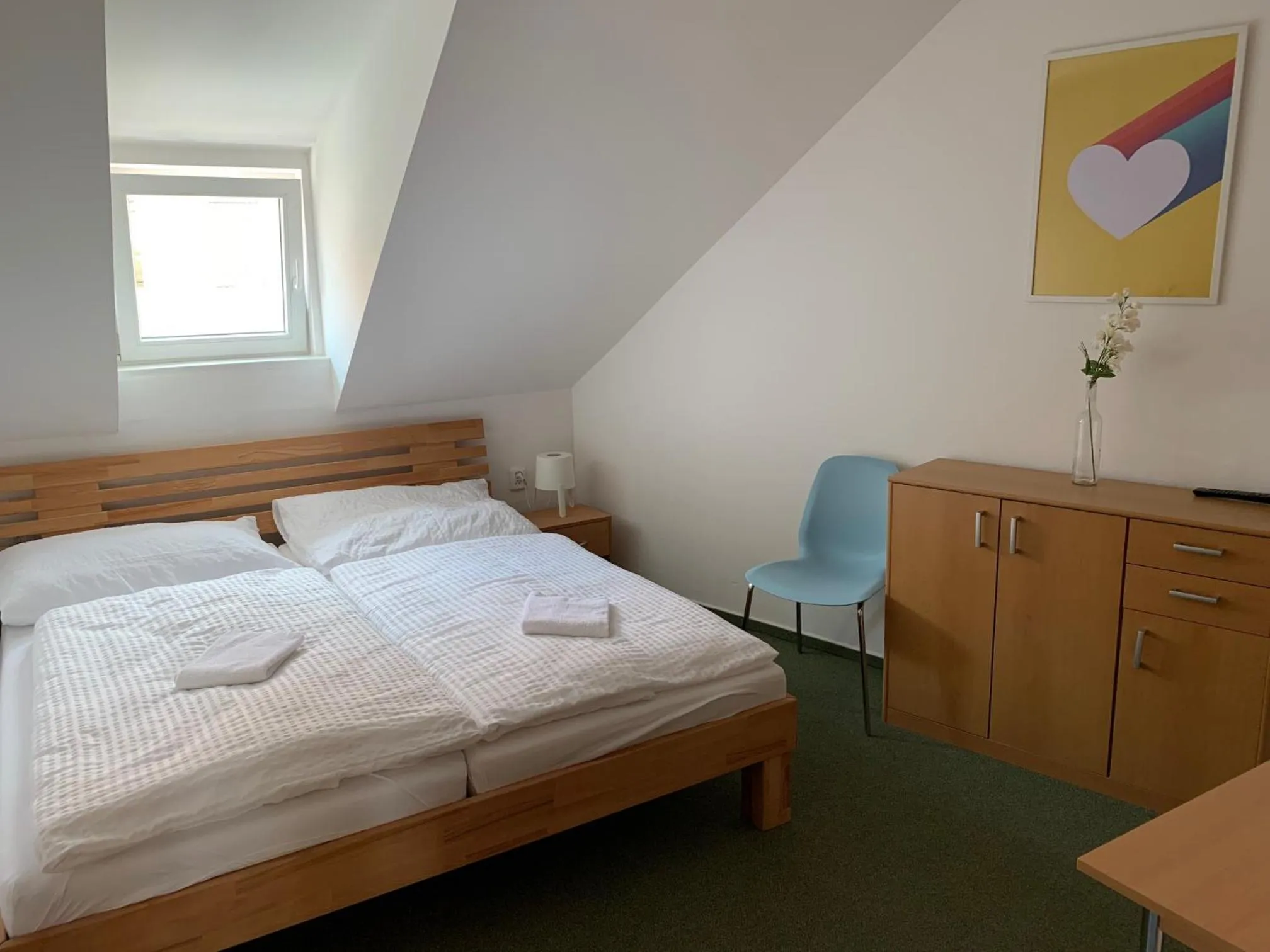 Bed in Mikulov - Inn - hotel s vinným sklepem Venuše