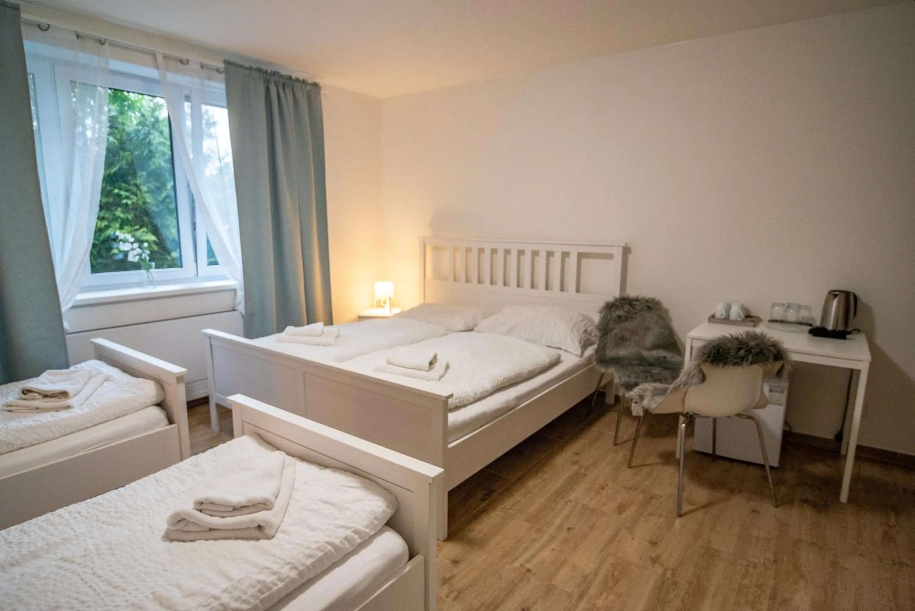 Bed in Mikulov - Inn - hotel s vinným sklepem Venuše