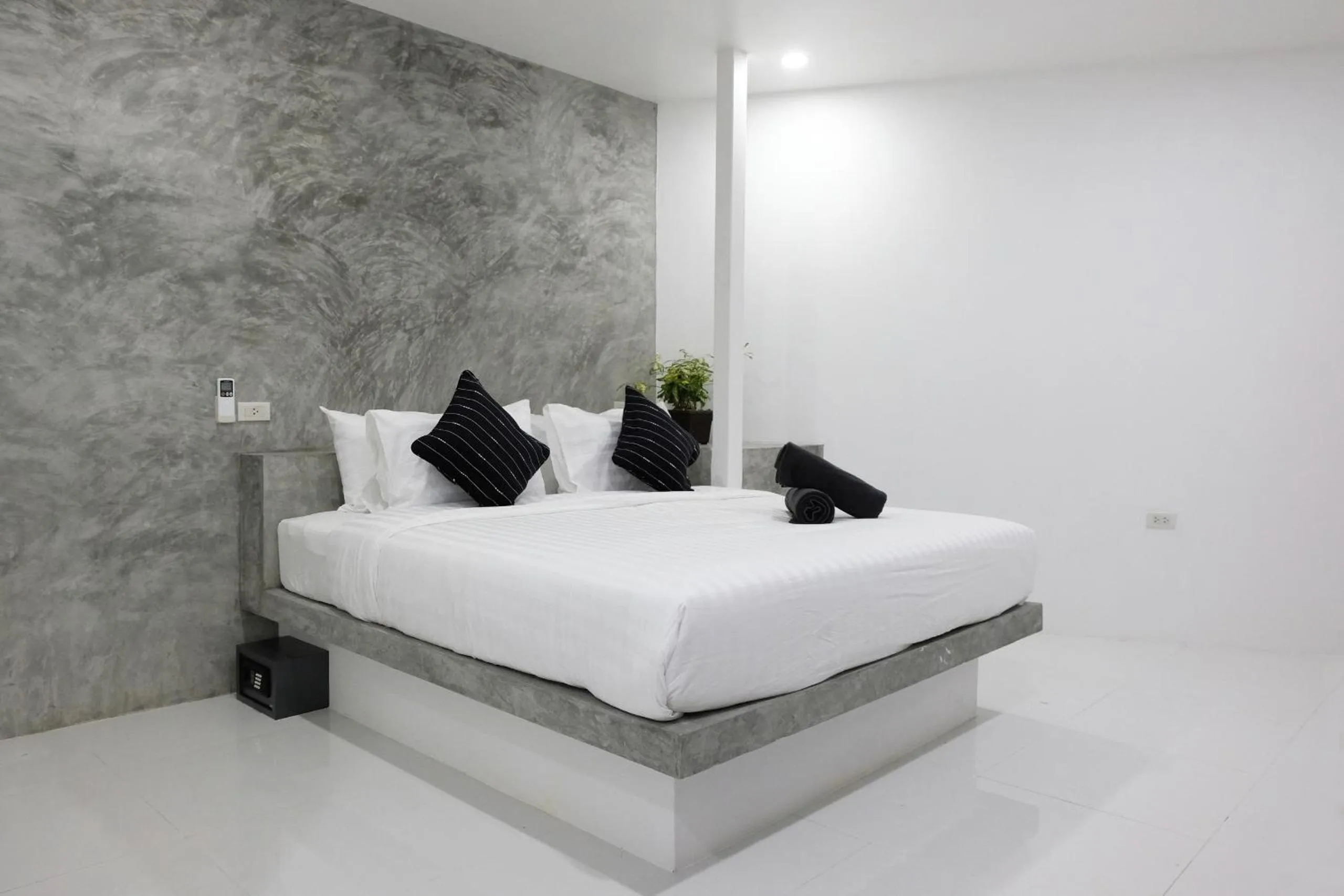 Bed in The Sky Hometel