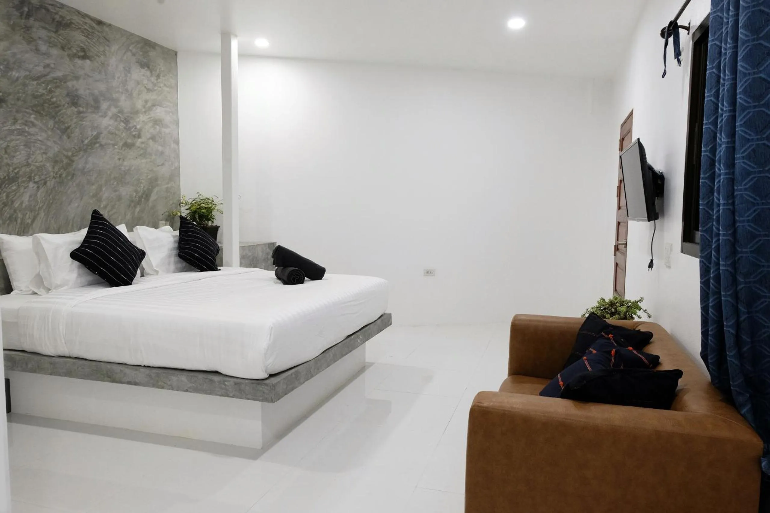 Bed in The Sky Hometel