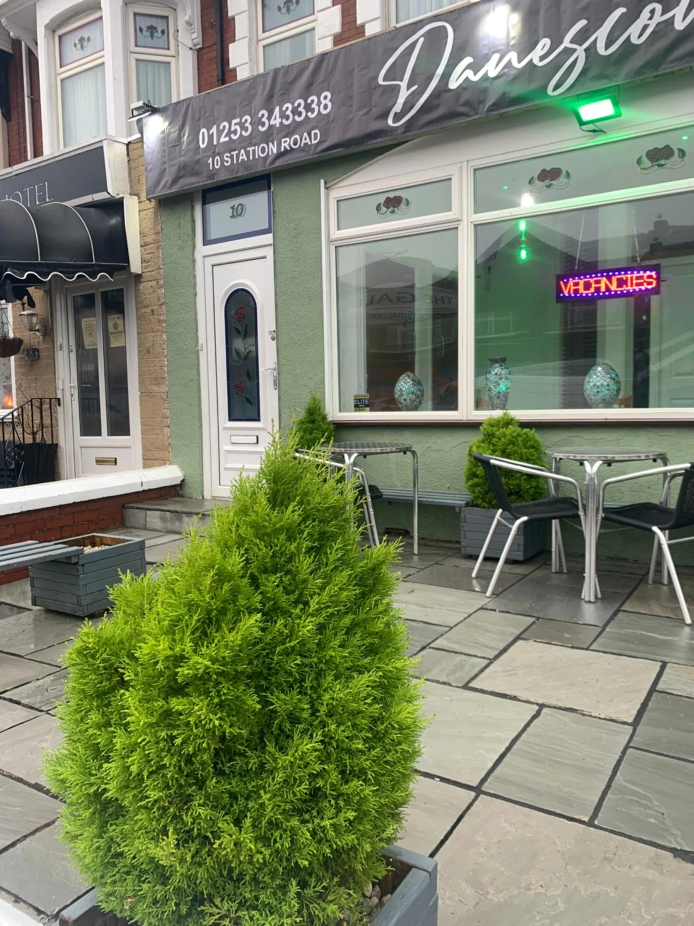 Property building in Danescourt Lodge