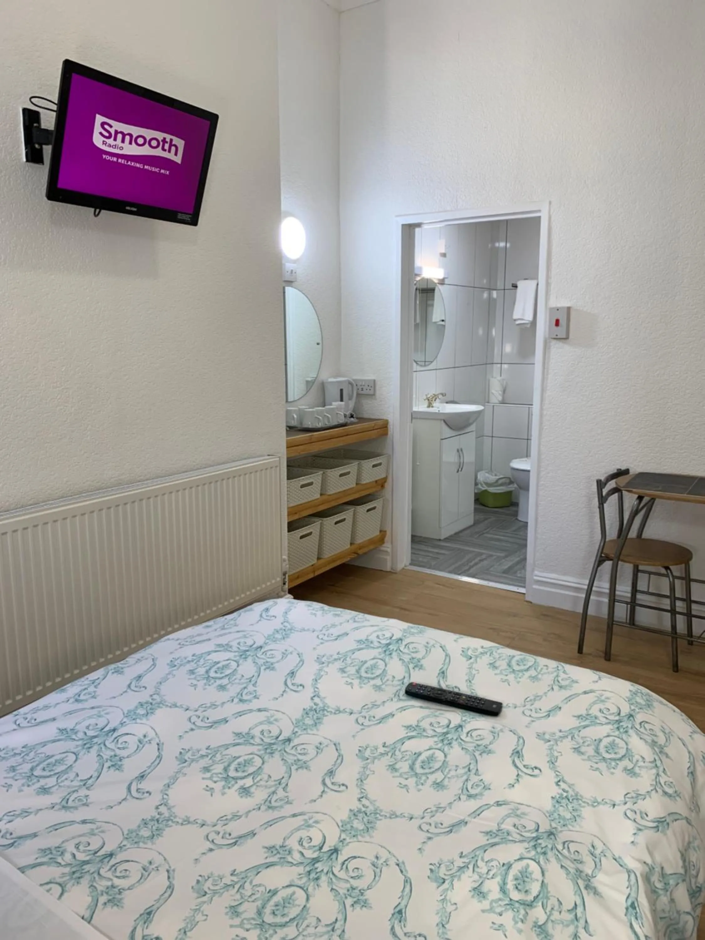 Bed in Danescourt Lodge