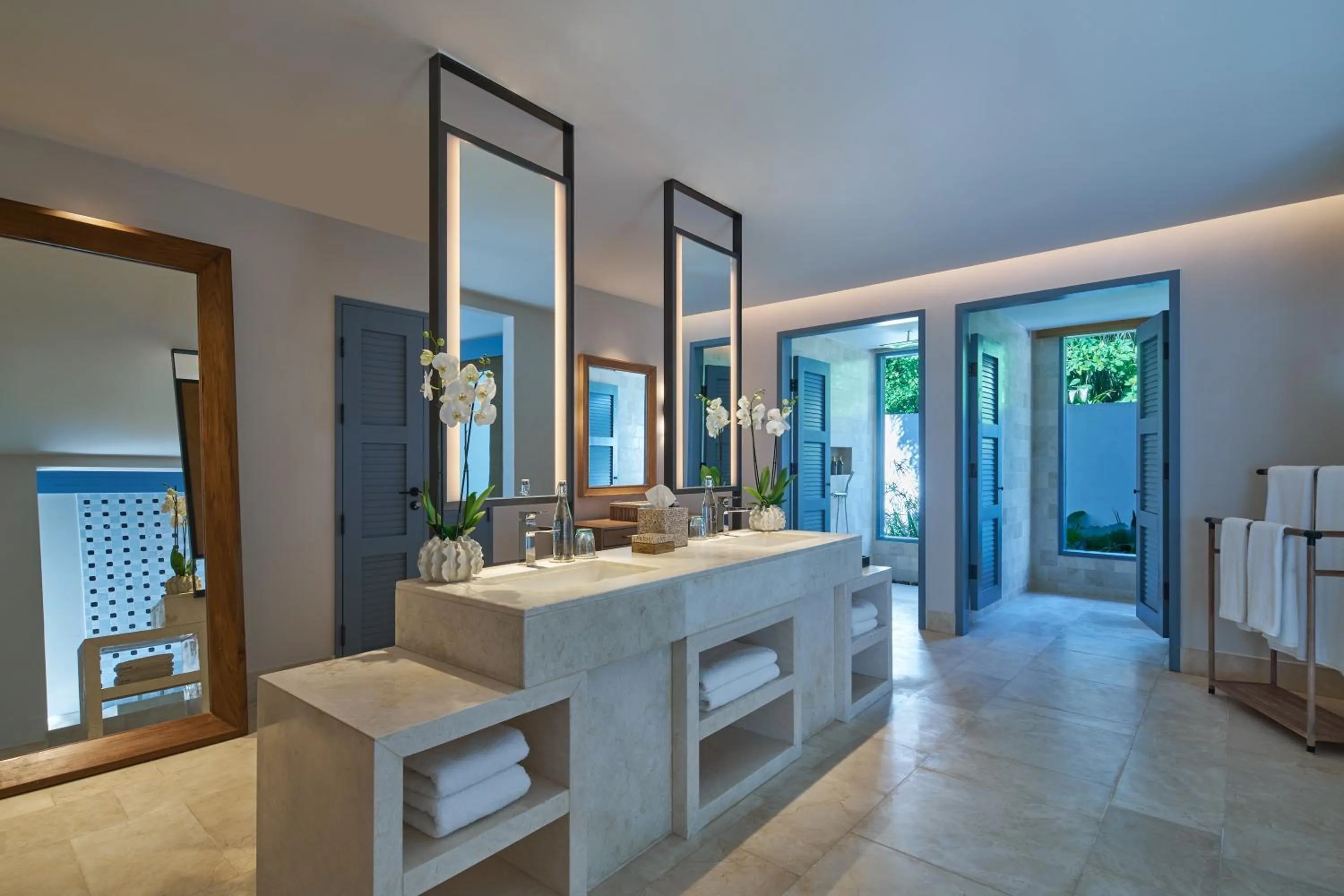 Bathroom in Raffles Maldives Meradhoo