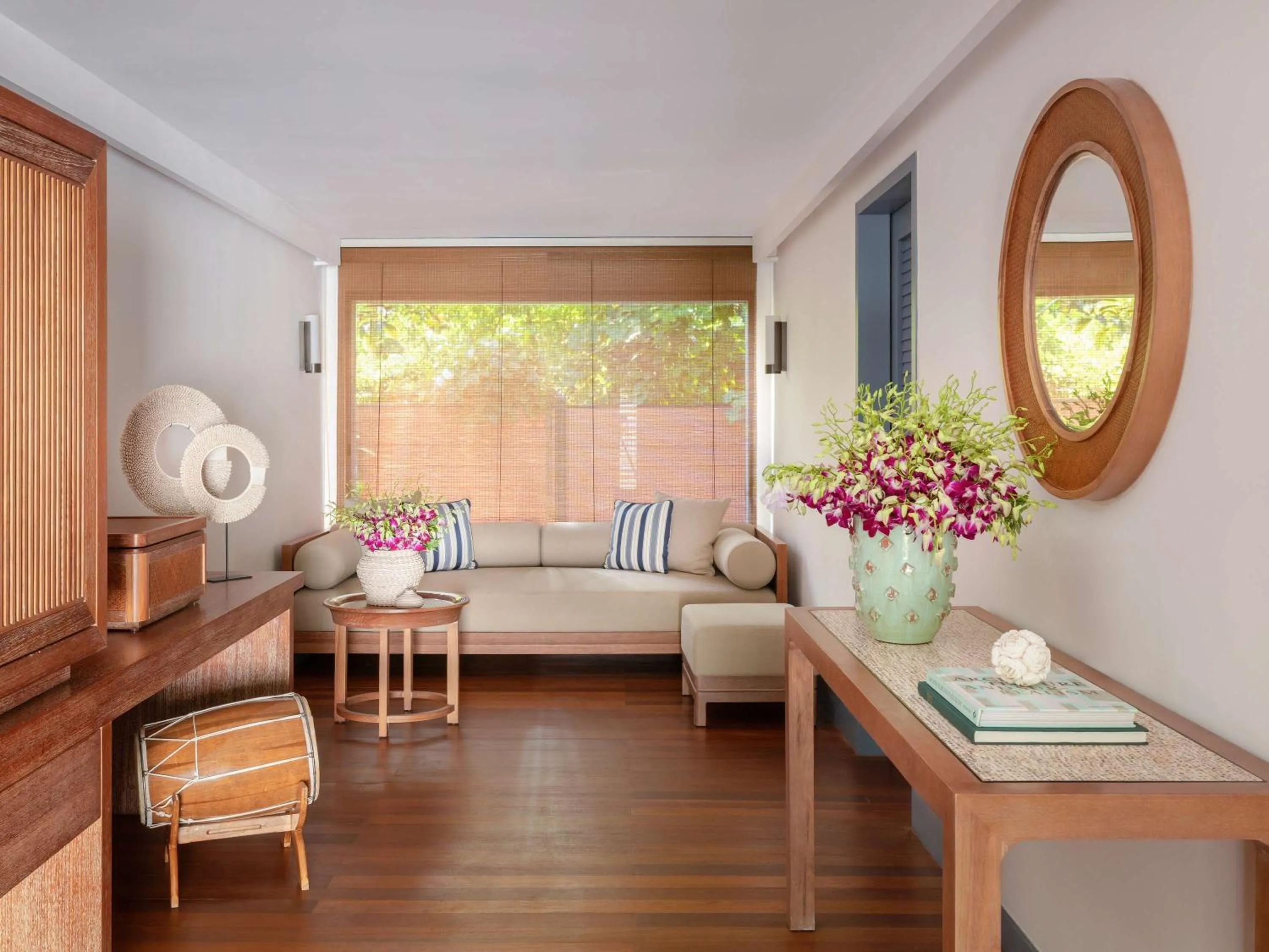 Bedroom, Bed in Raffles Maldives Meradhoo