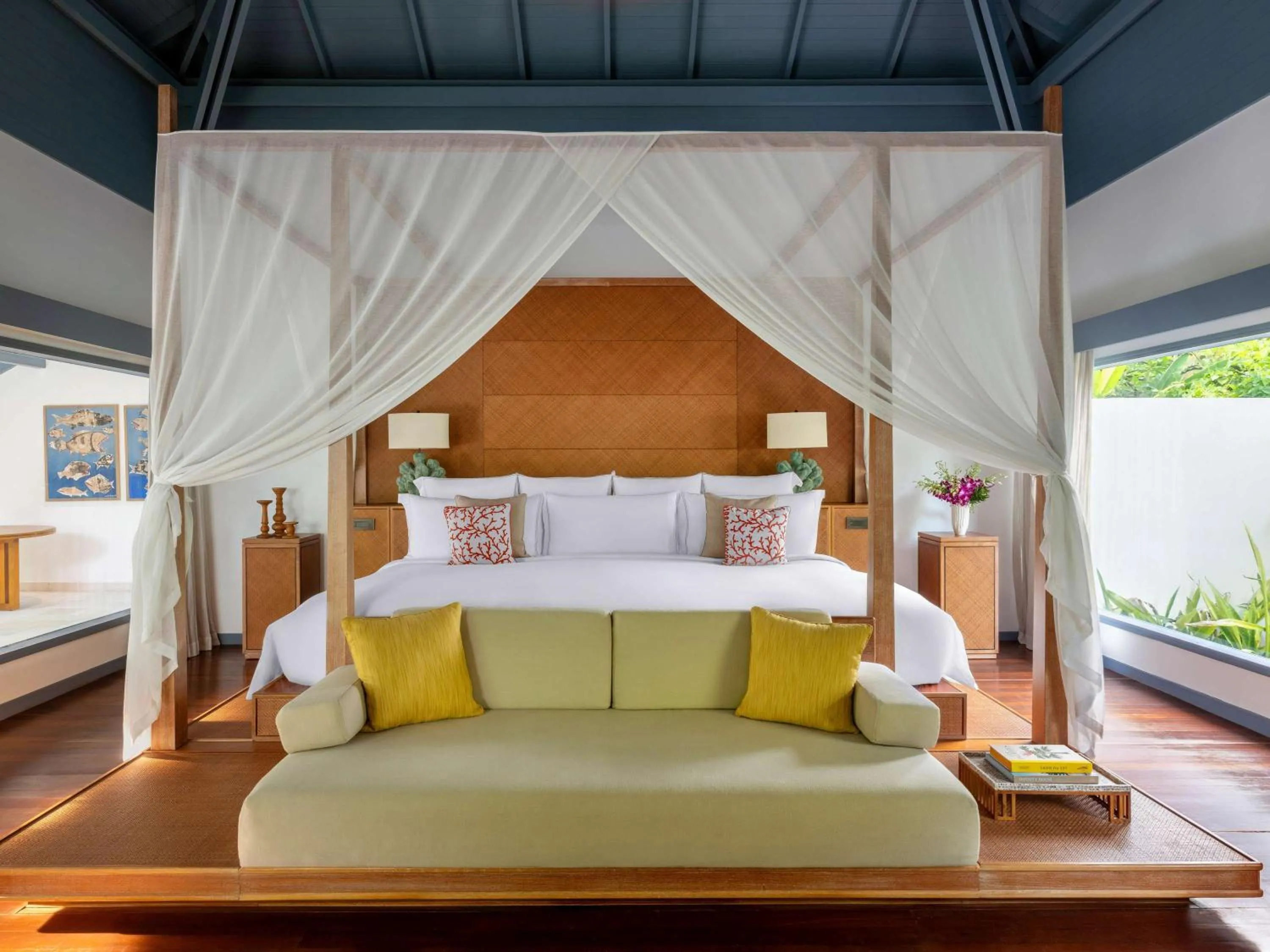 Bedroom, Bed in Raffles Maldives Meradhoo