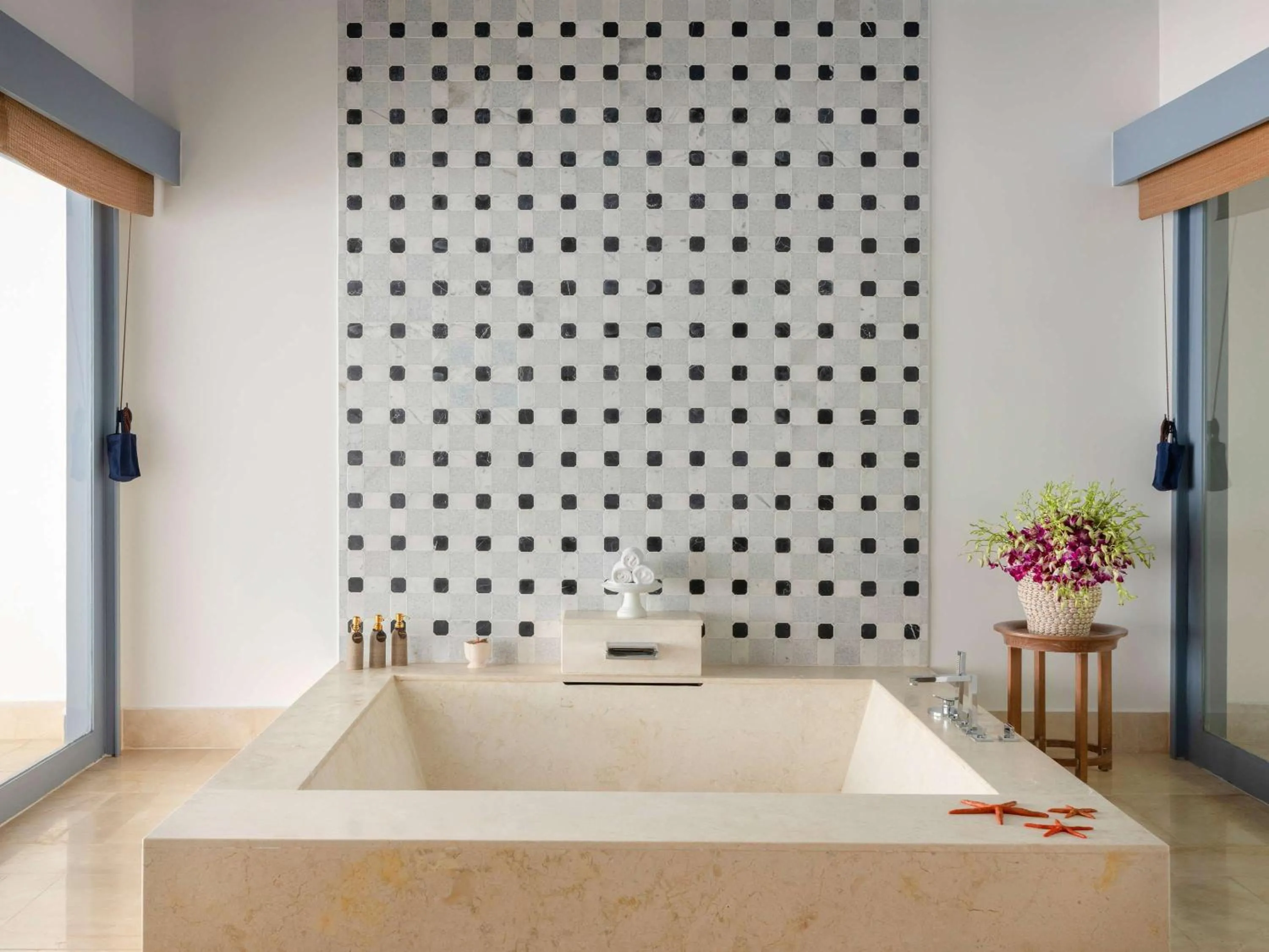 Bathroom in Raffles Maldives Meradhoo