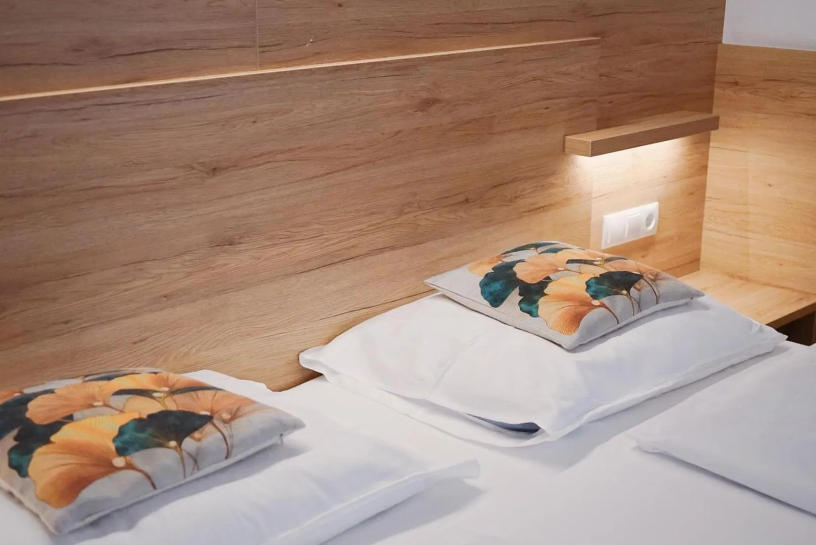 Bed in Hotel Gisserhof - Dolomea Hotel