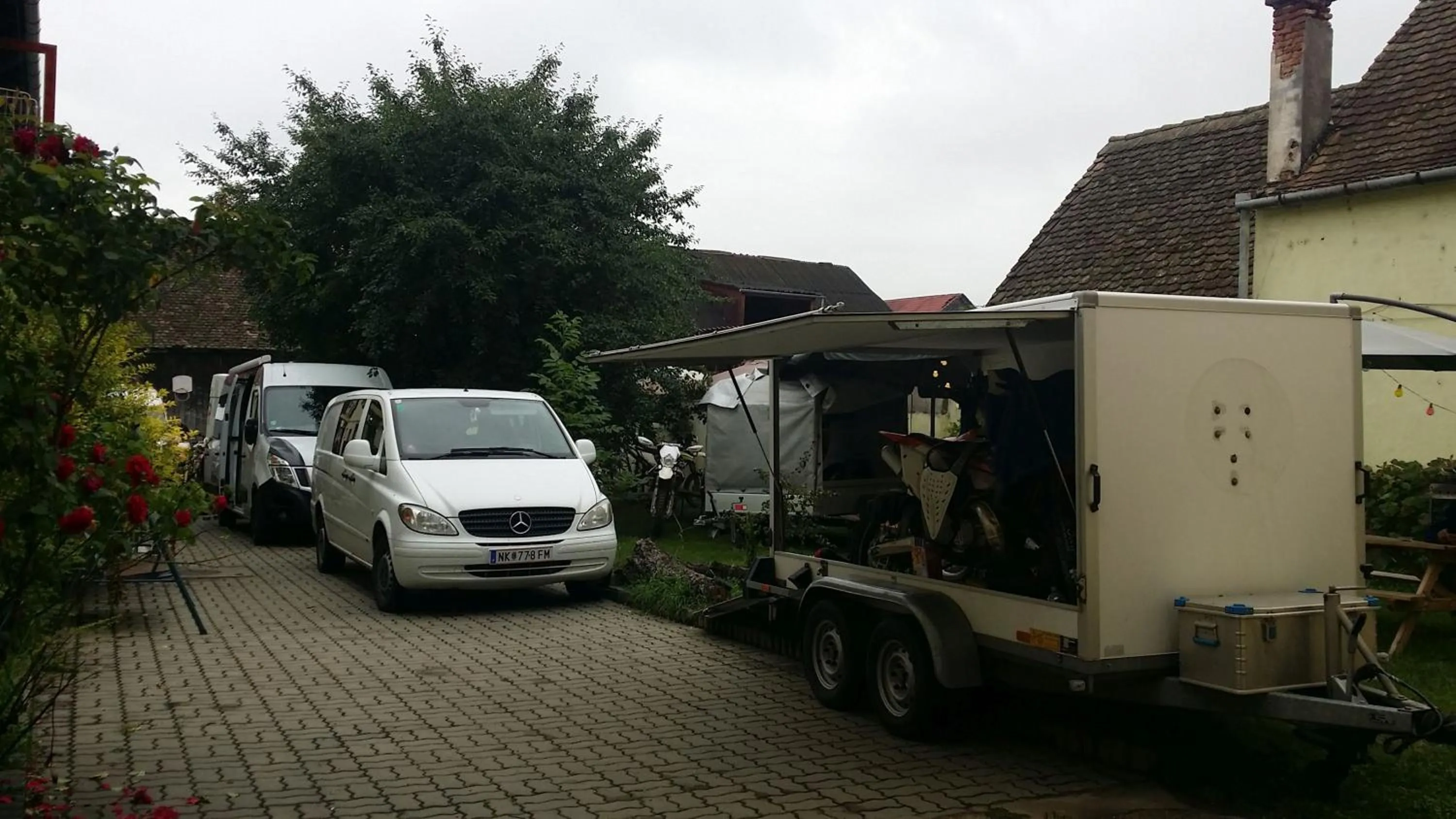 Parking in Pension GreenHouse