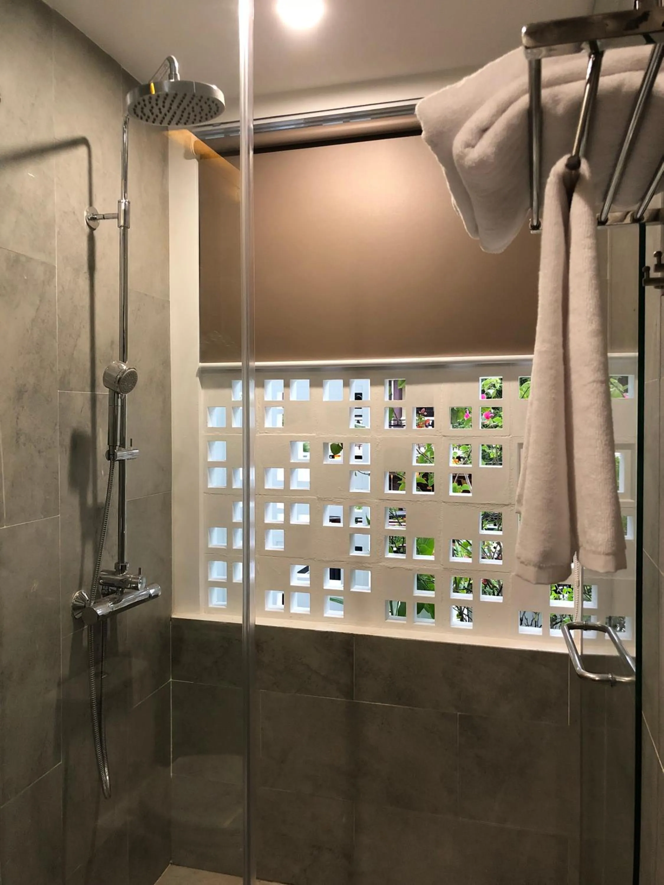 Bathroom in La An Homestay