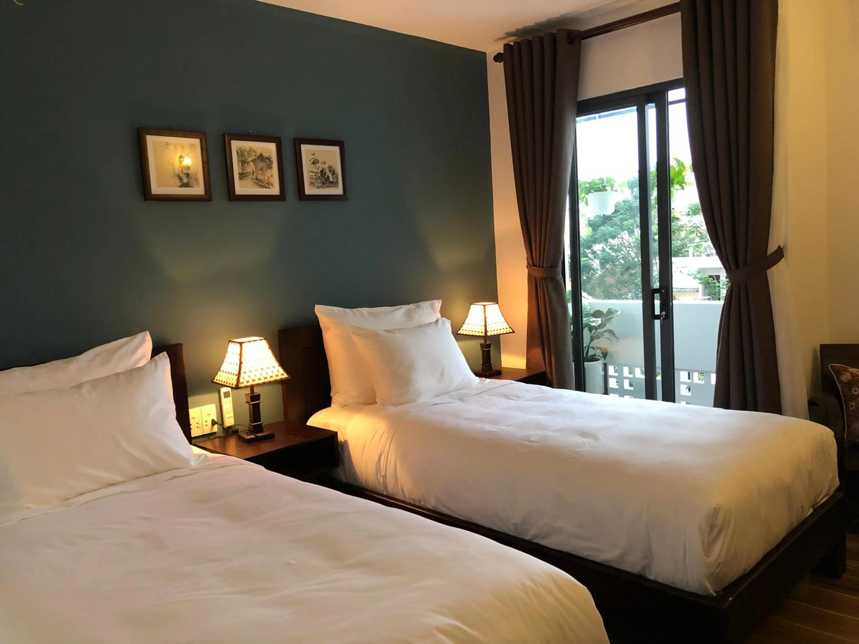 Balcony/Terrace, Bed in La An Homestay