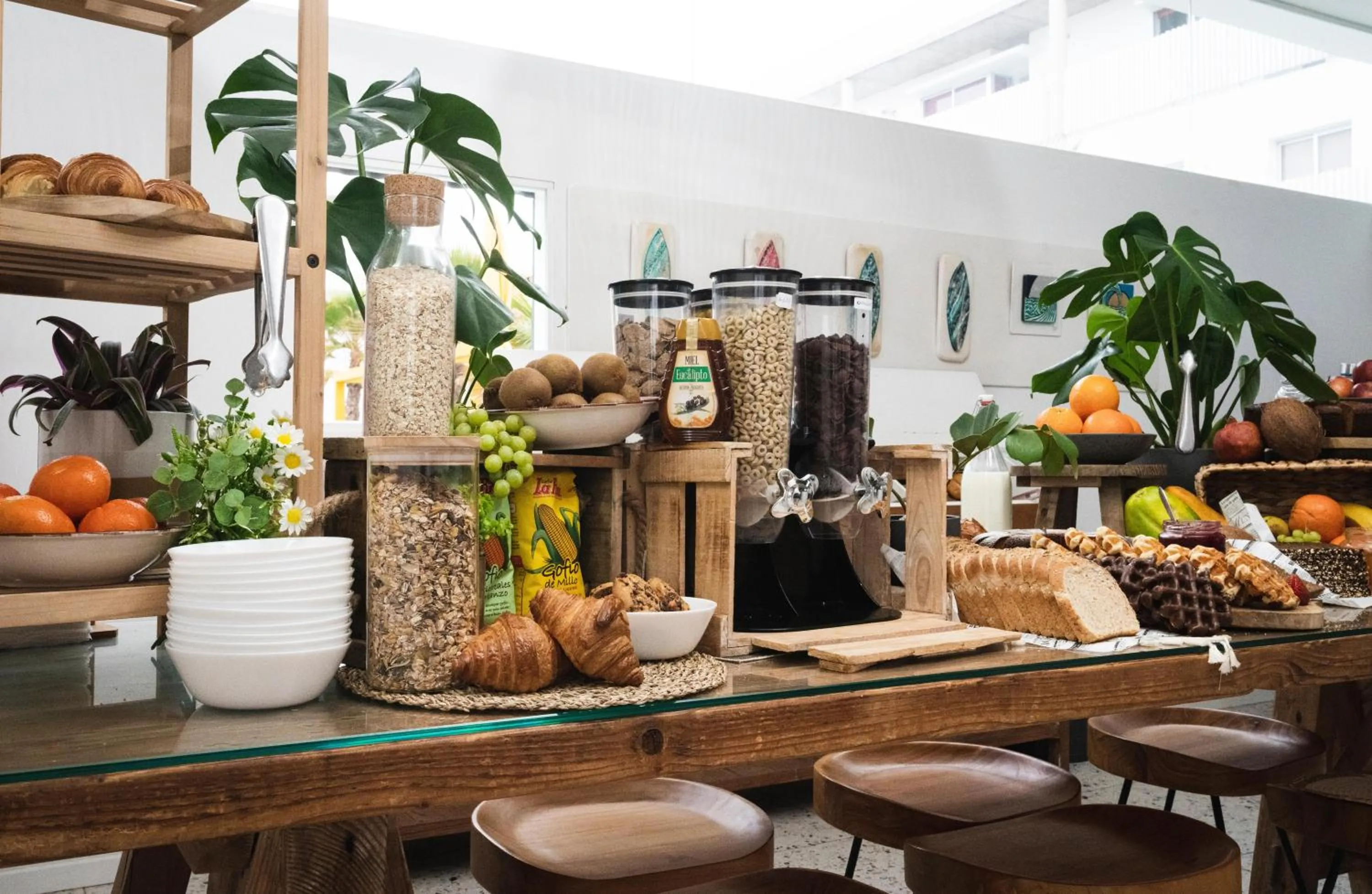 Restaurant/places to eat in Buendía Corralejo Nohotel