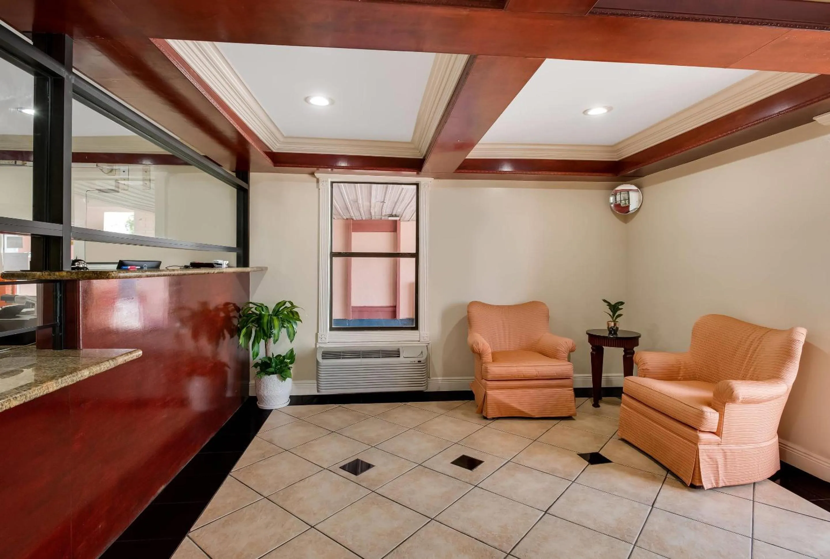 Lobby or reception in Rodeway Inn & Suites New Orleans East