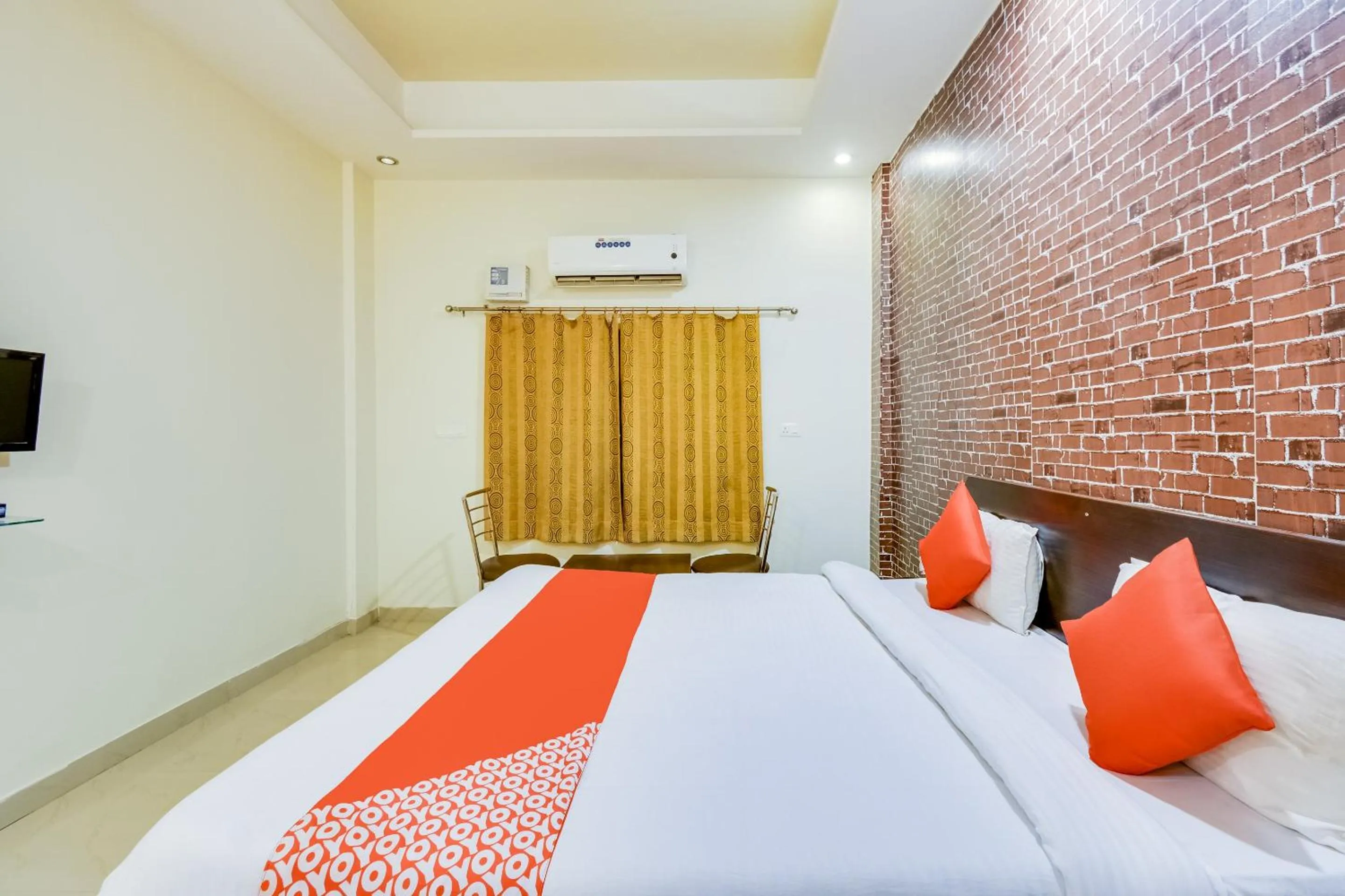 Bedroom, Bed in Hotel O The Thar Mid Way Hotel And Restaurant