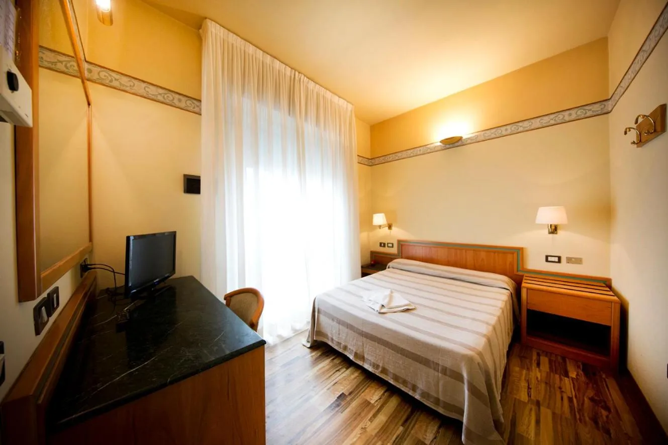 Photo of the whole room, Bed in Hotel Marina Bay