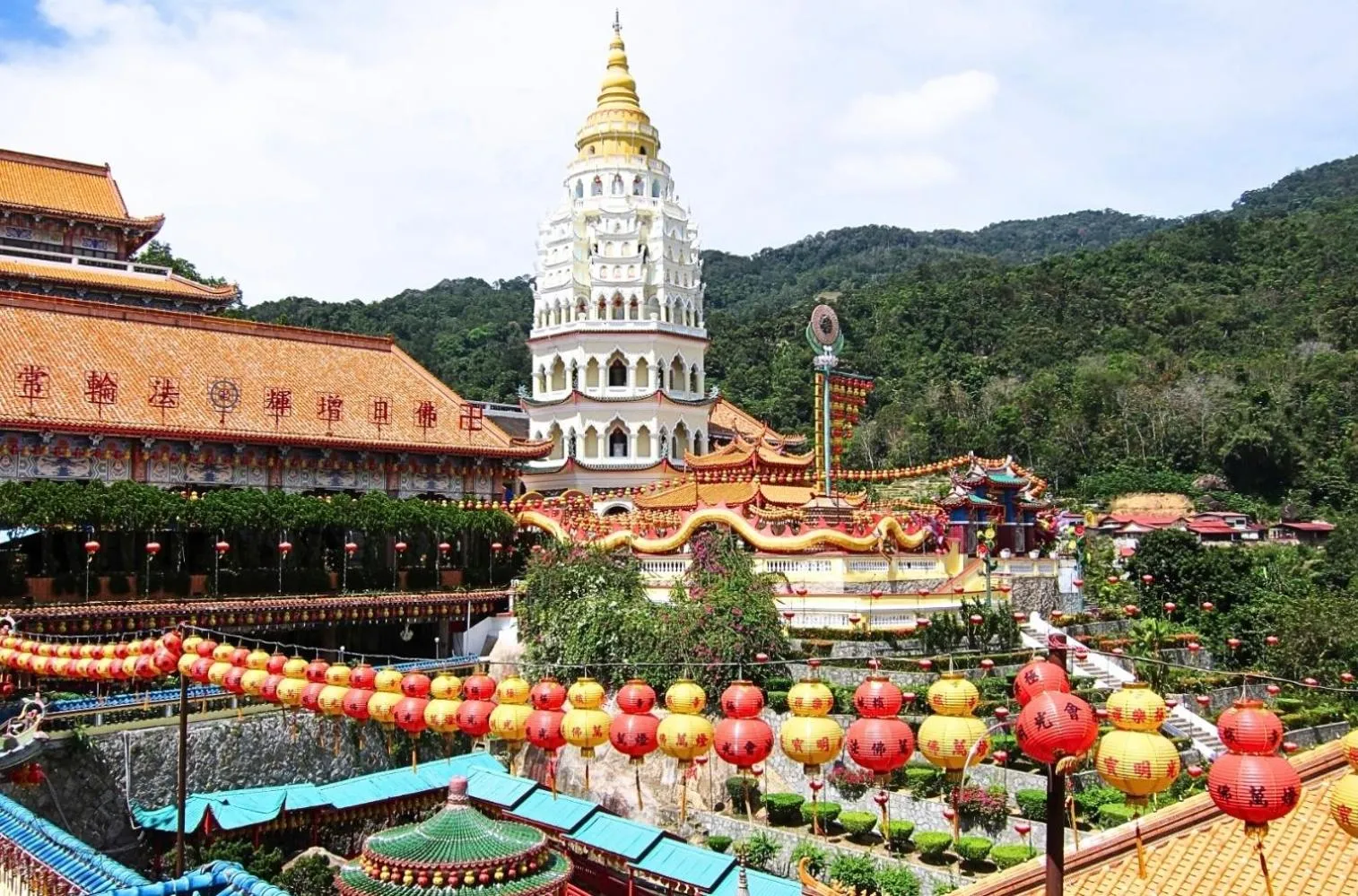 Tropicana 218 Macalister