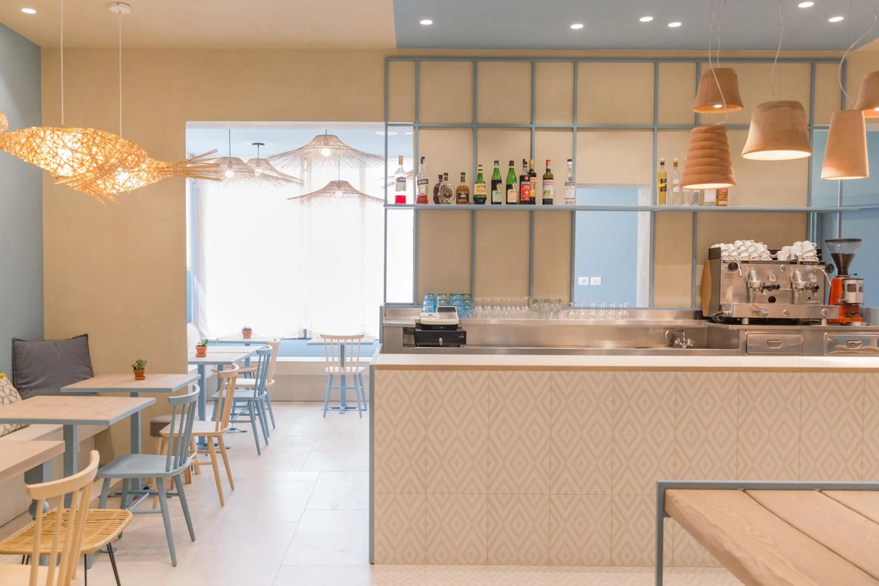 Restaurant/places to eat in Hotel Letizia