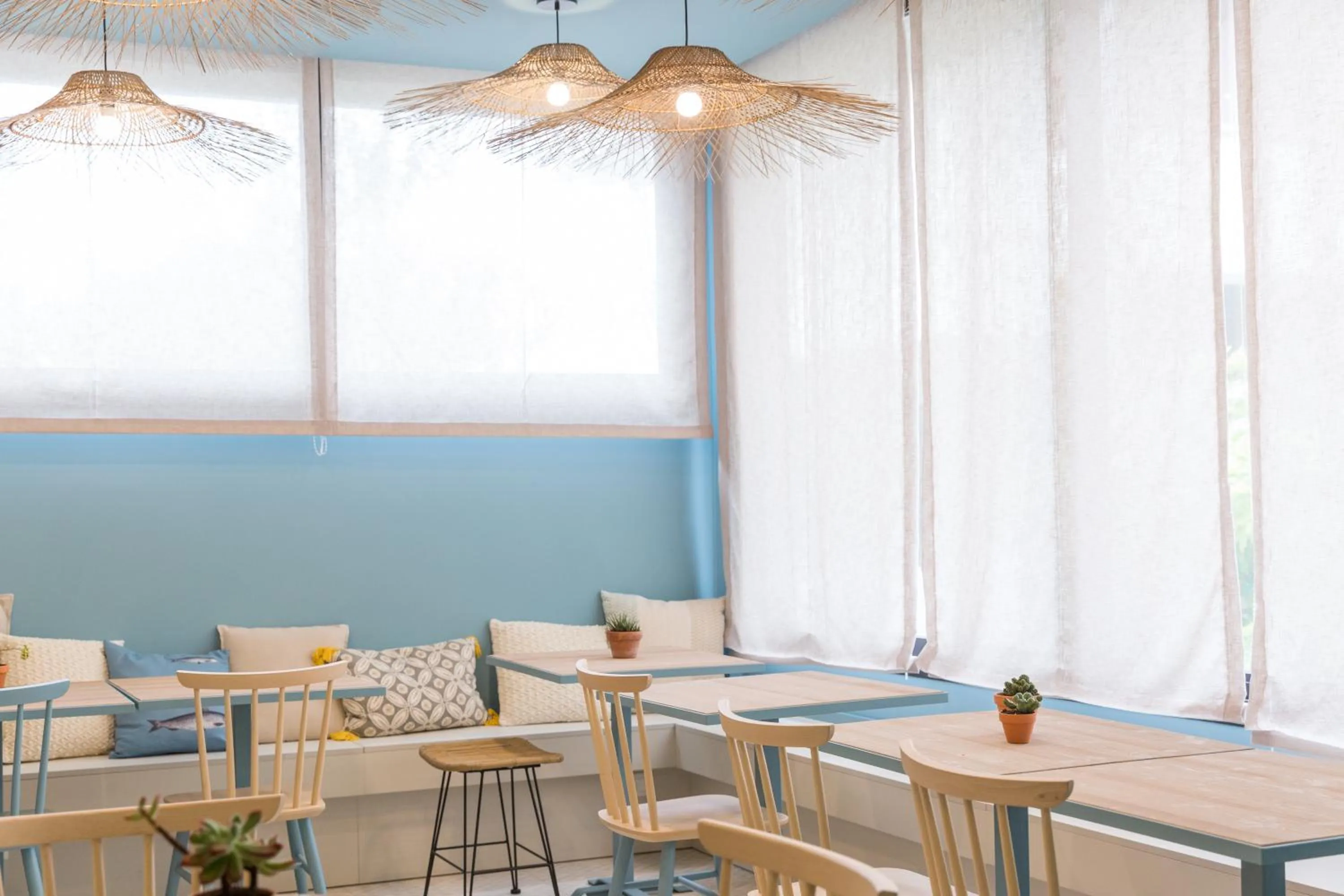 Restaurant/places to eat in Hotel Letizia