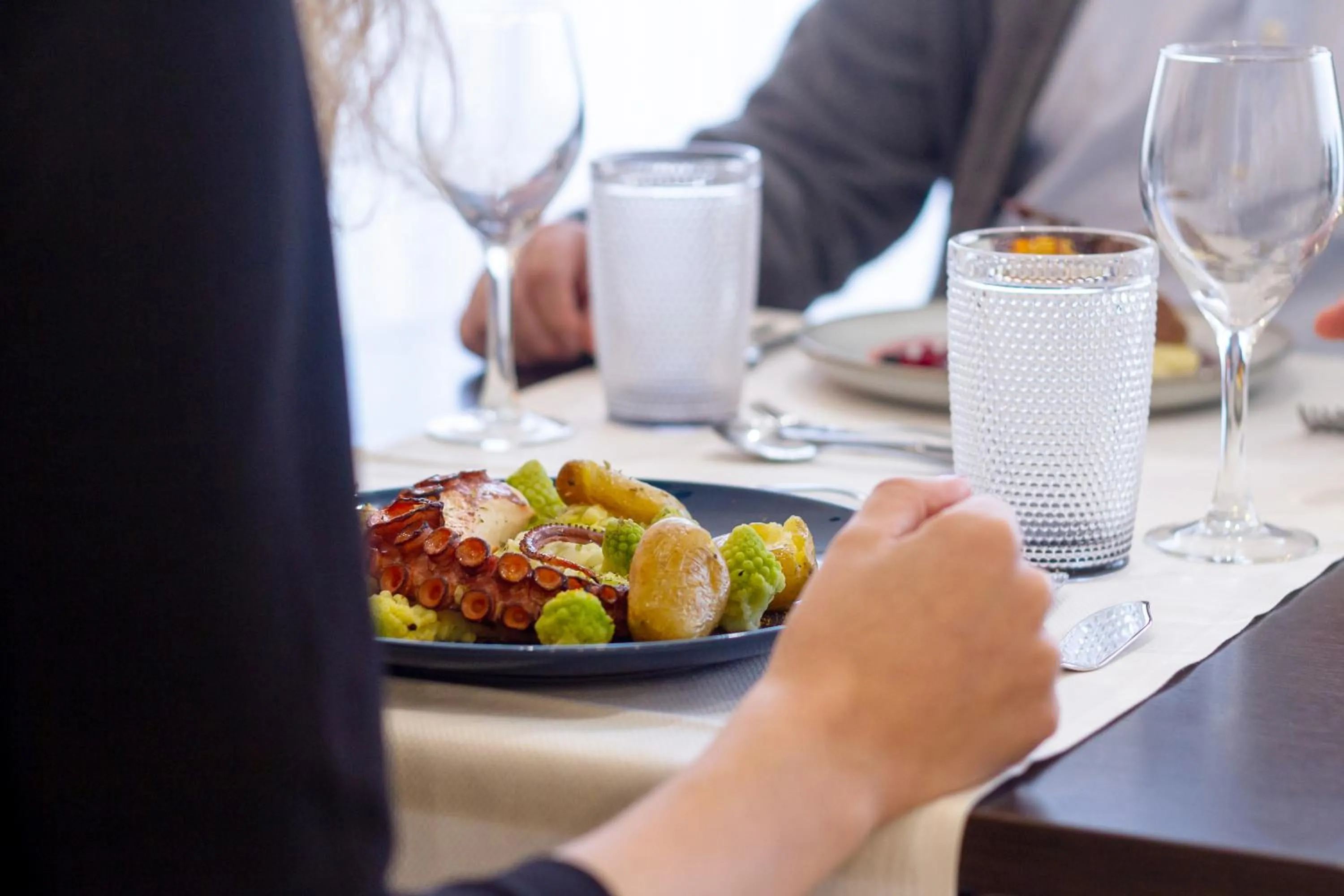 Restaurant/places to eat in In Gold Hotel & Spa