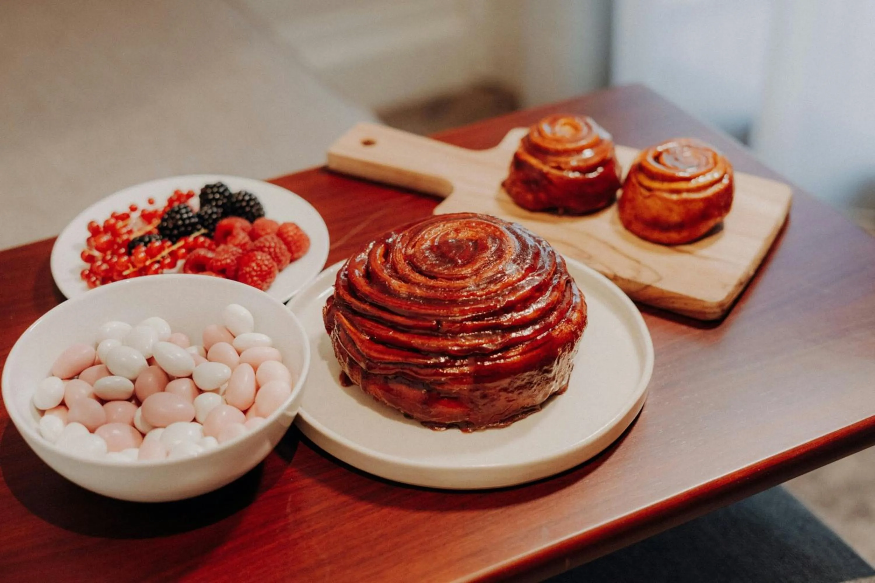 Photo of the whole room in Lisbon Marriott Hotel