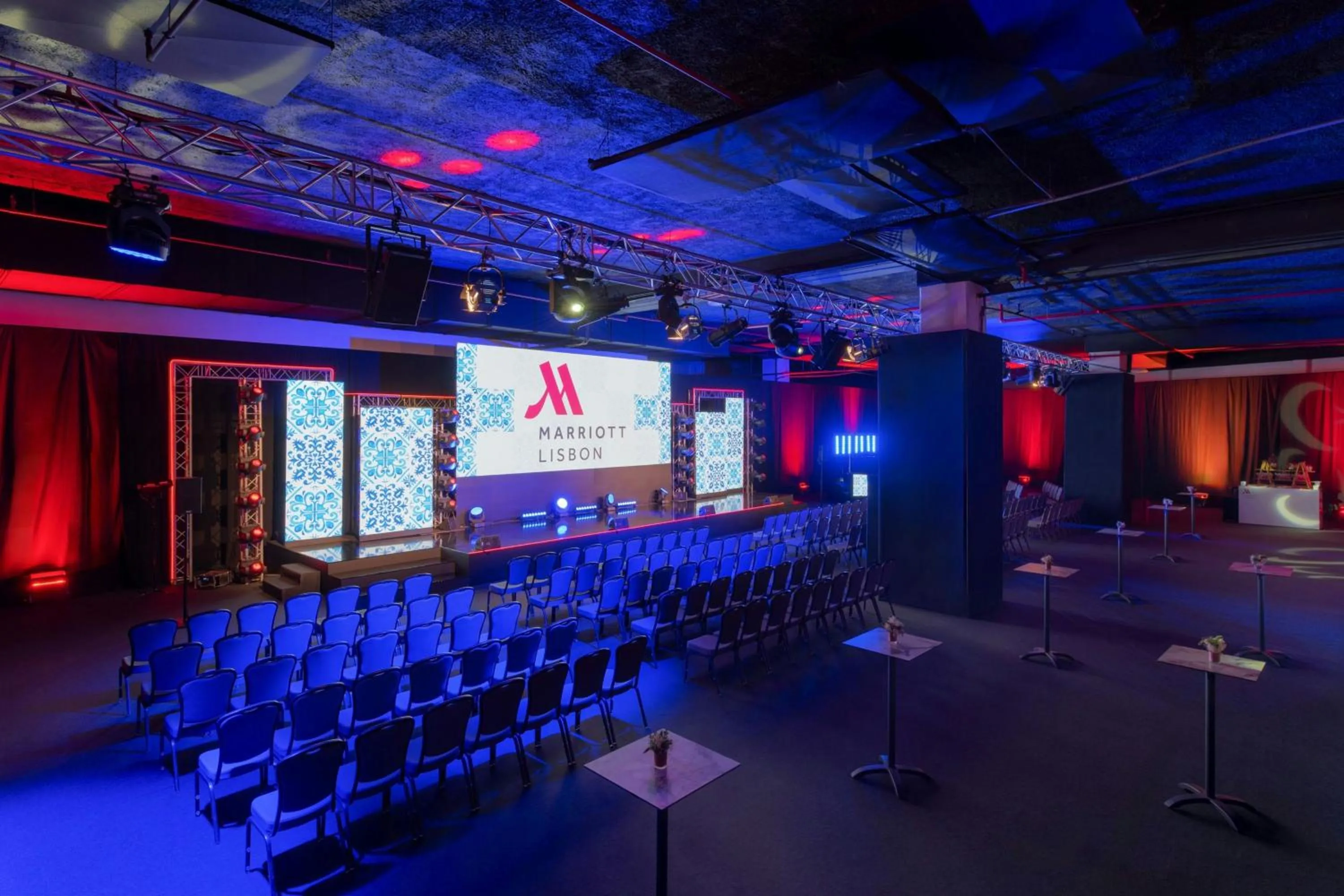 Meeting/conference room in Lisbon Marriott Hotel