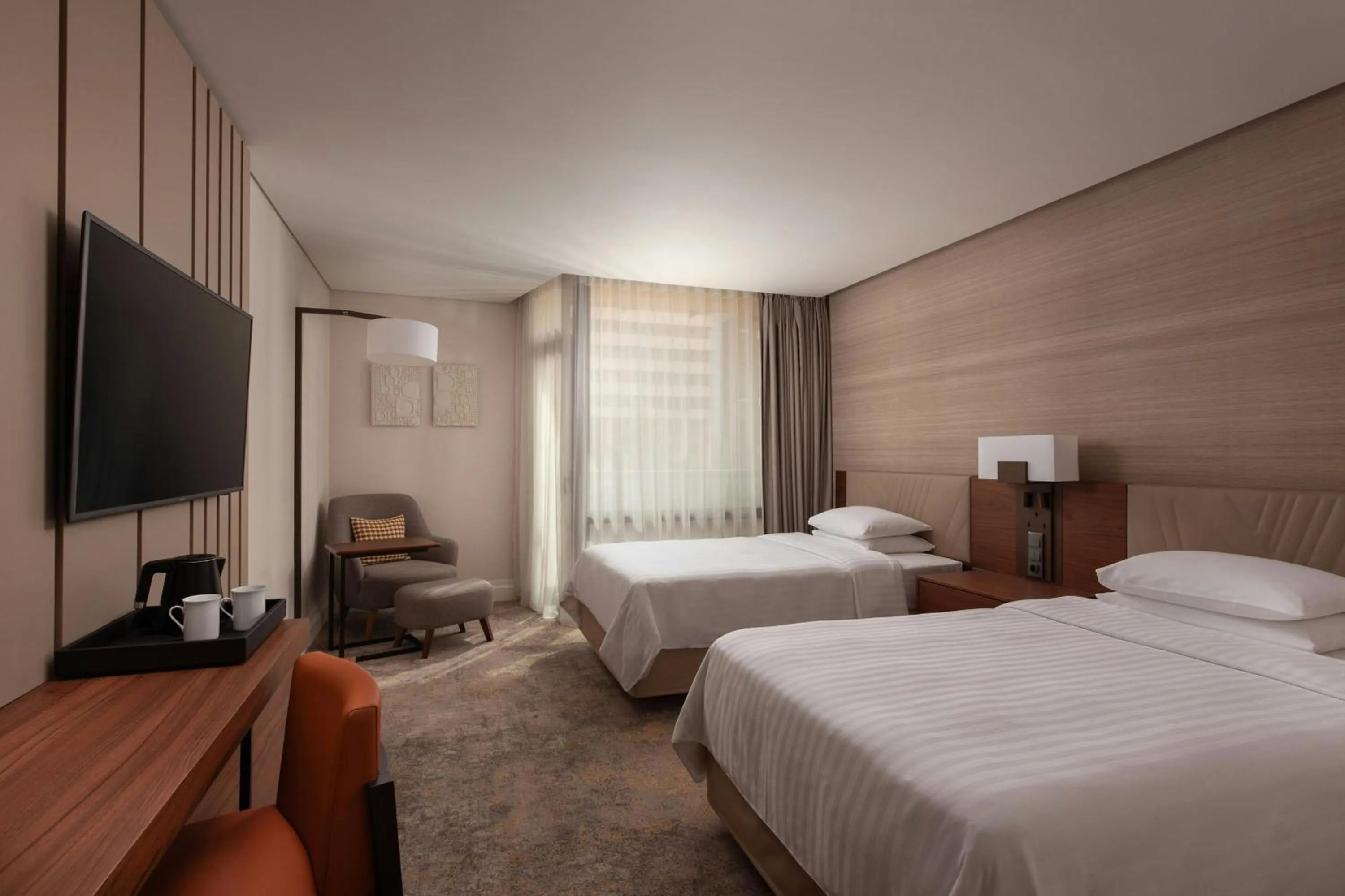 Photo of the whole room, Bed in Lisbon Marriott Hotel