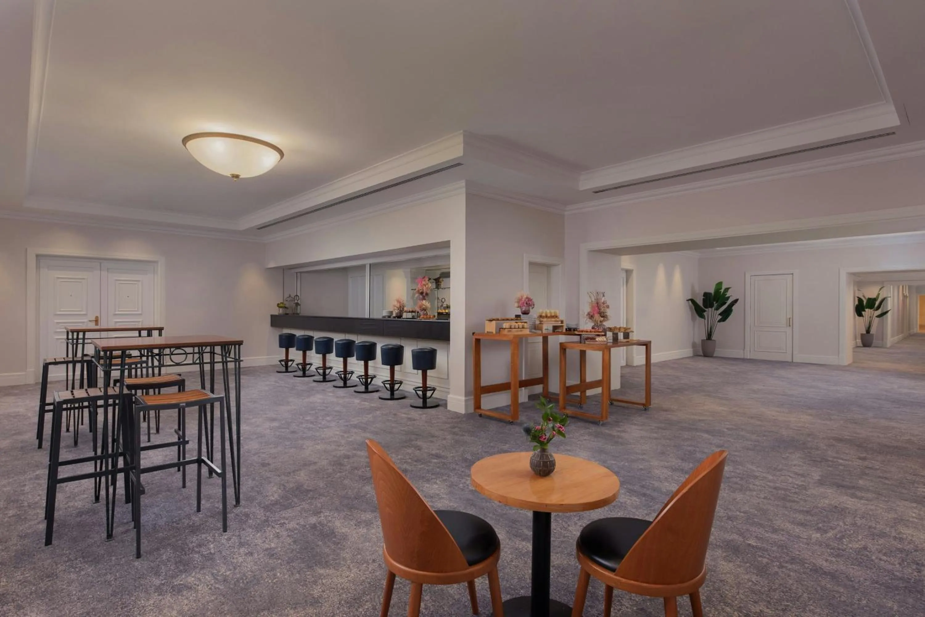 Meeting/conference room in Lisbon Marriott Hotel