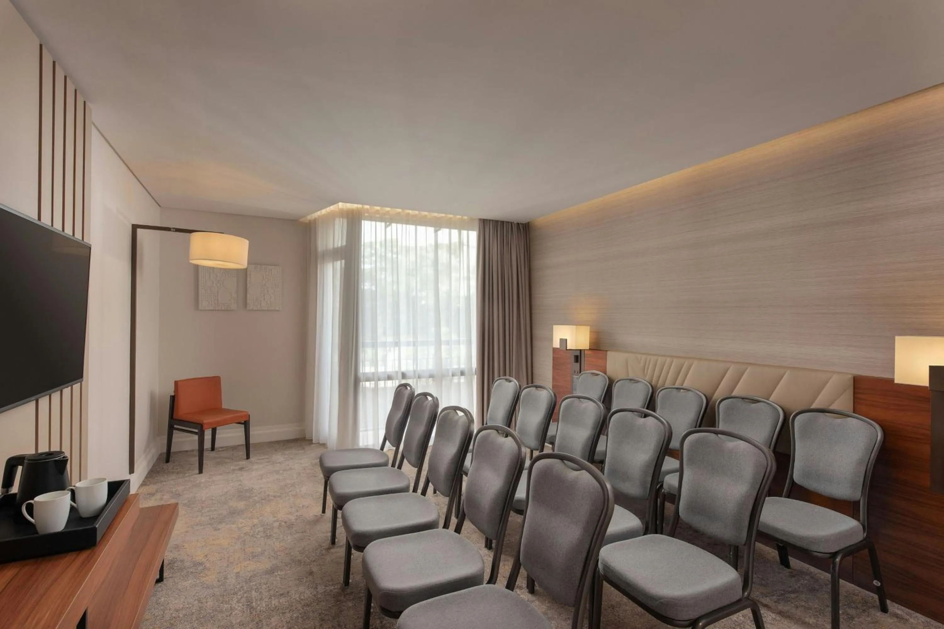 Entertainment in Lisbon Marriott Hotel