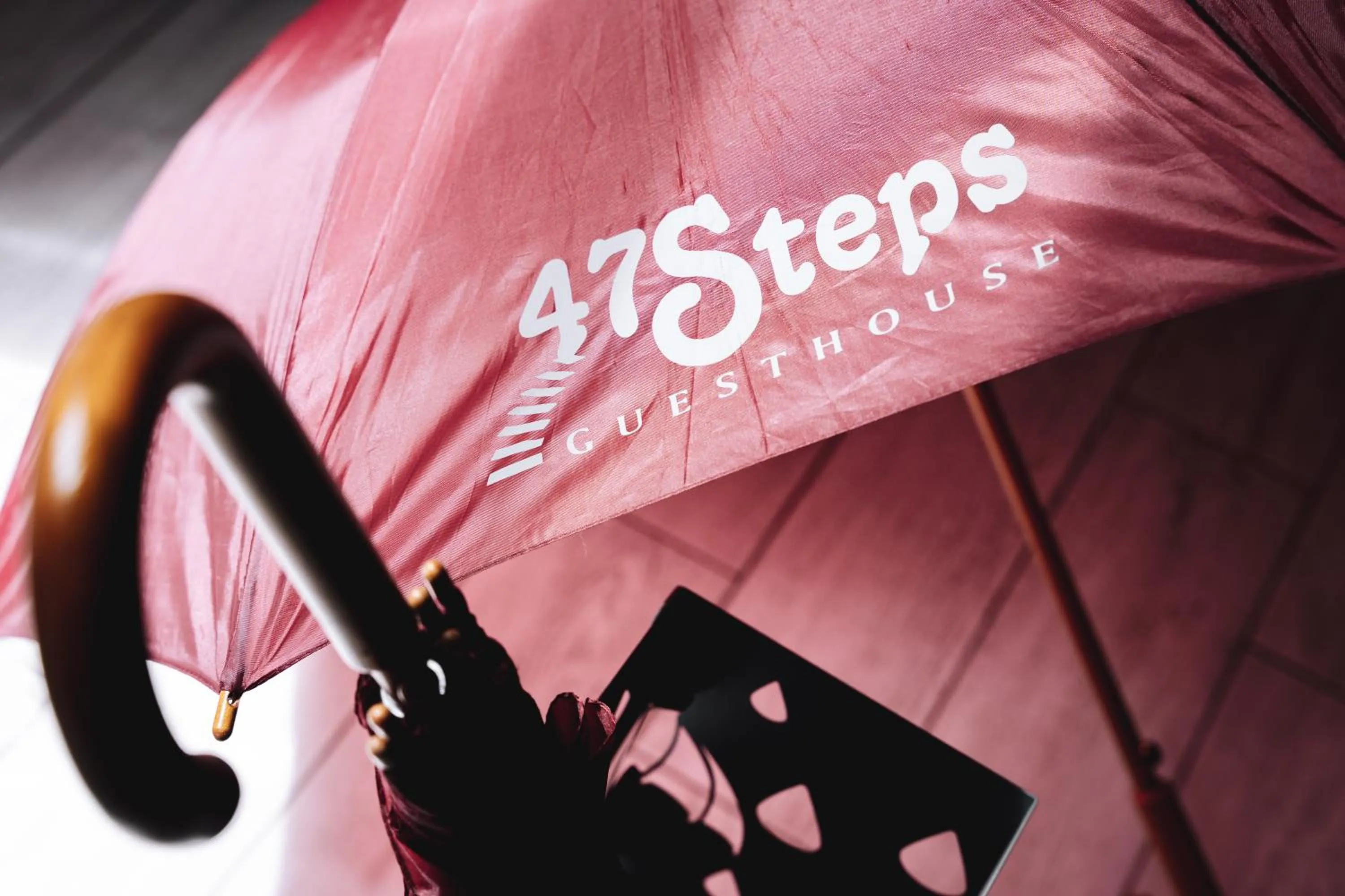 room service in 47 Steps