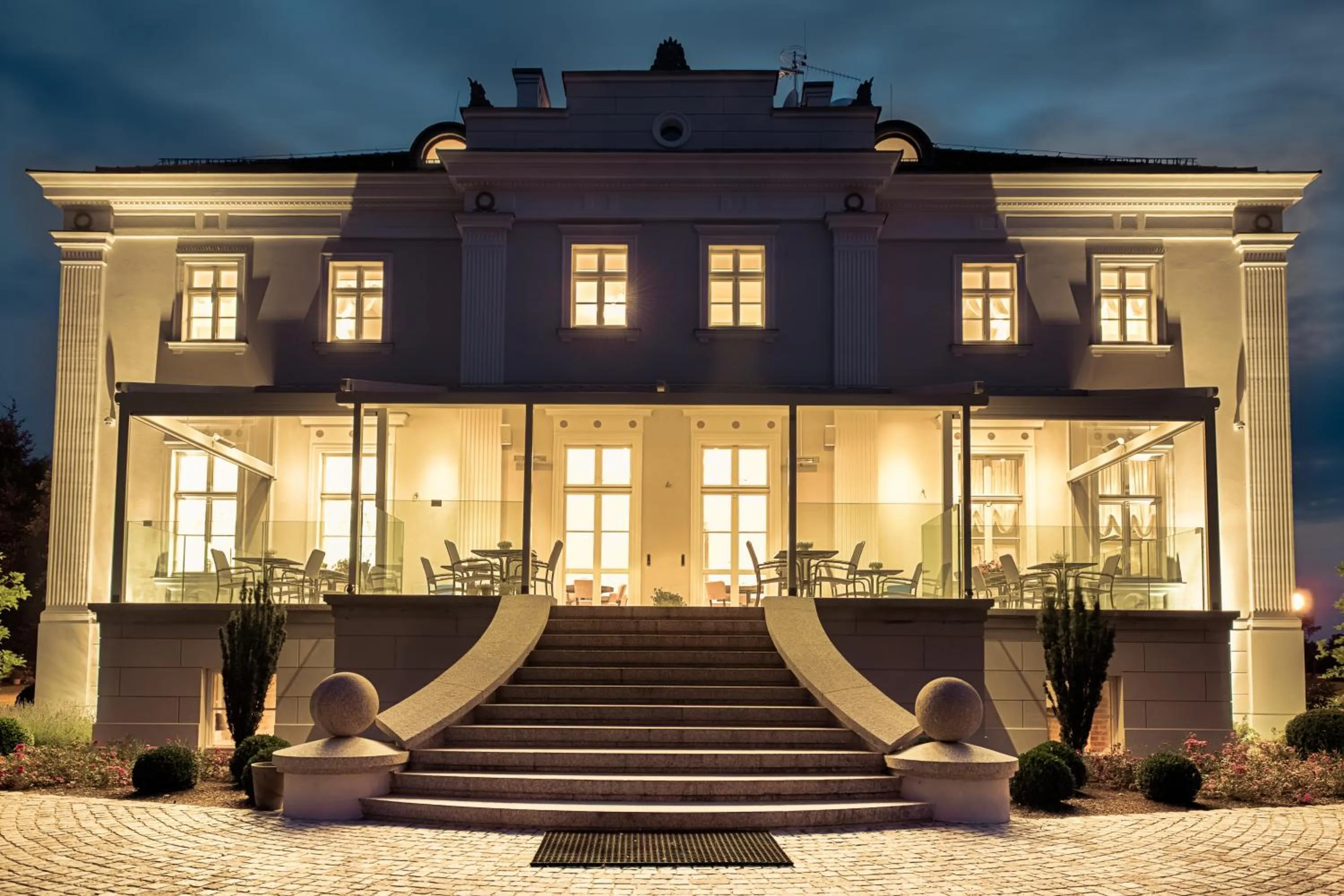 Property building in Hotel Jakubus