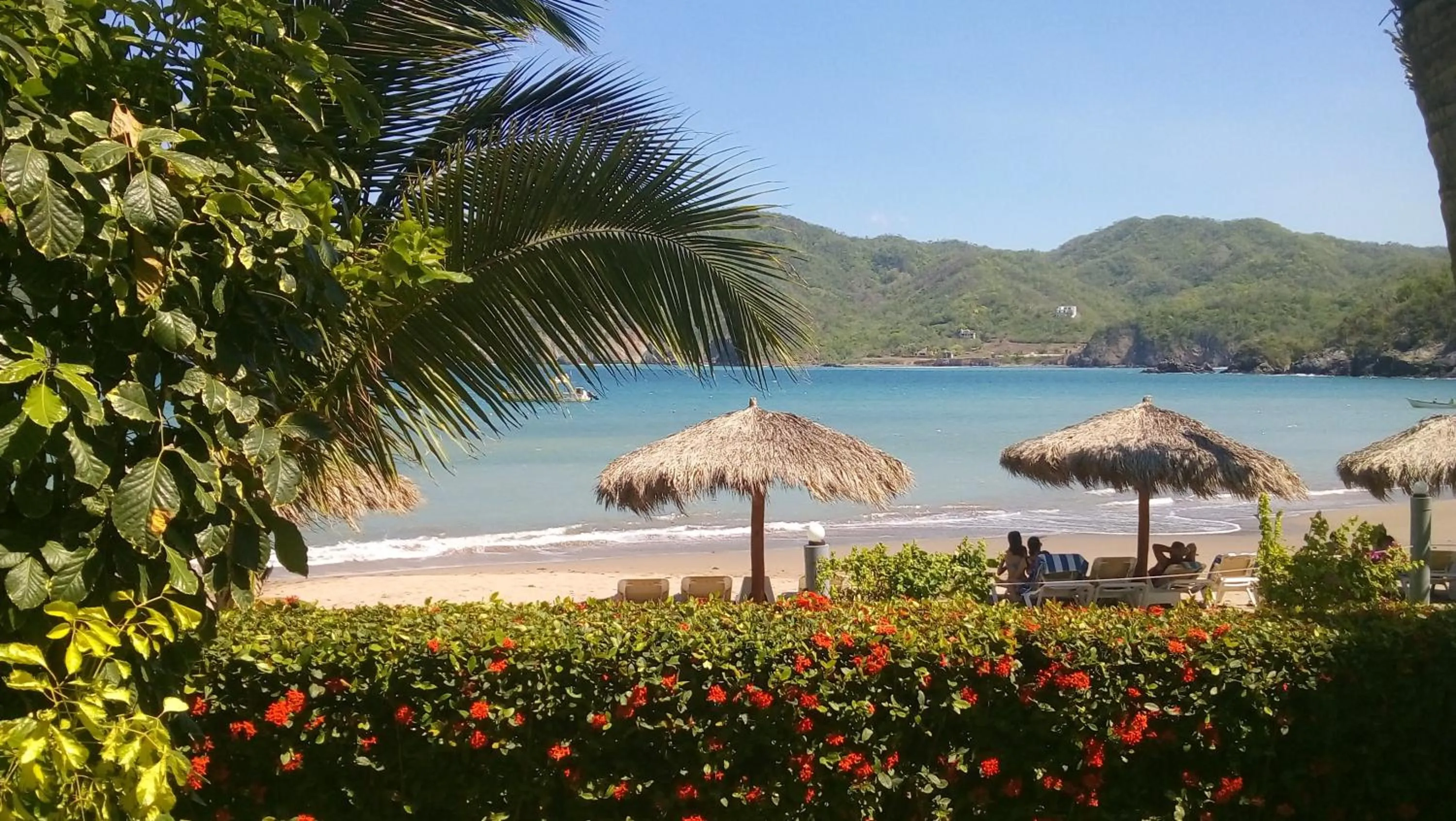 Beach in La Quinta Gran Bahía, Cuastecomates - Todo Incluido