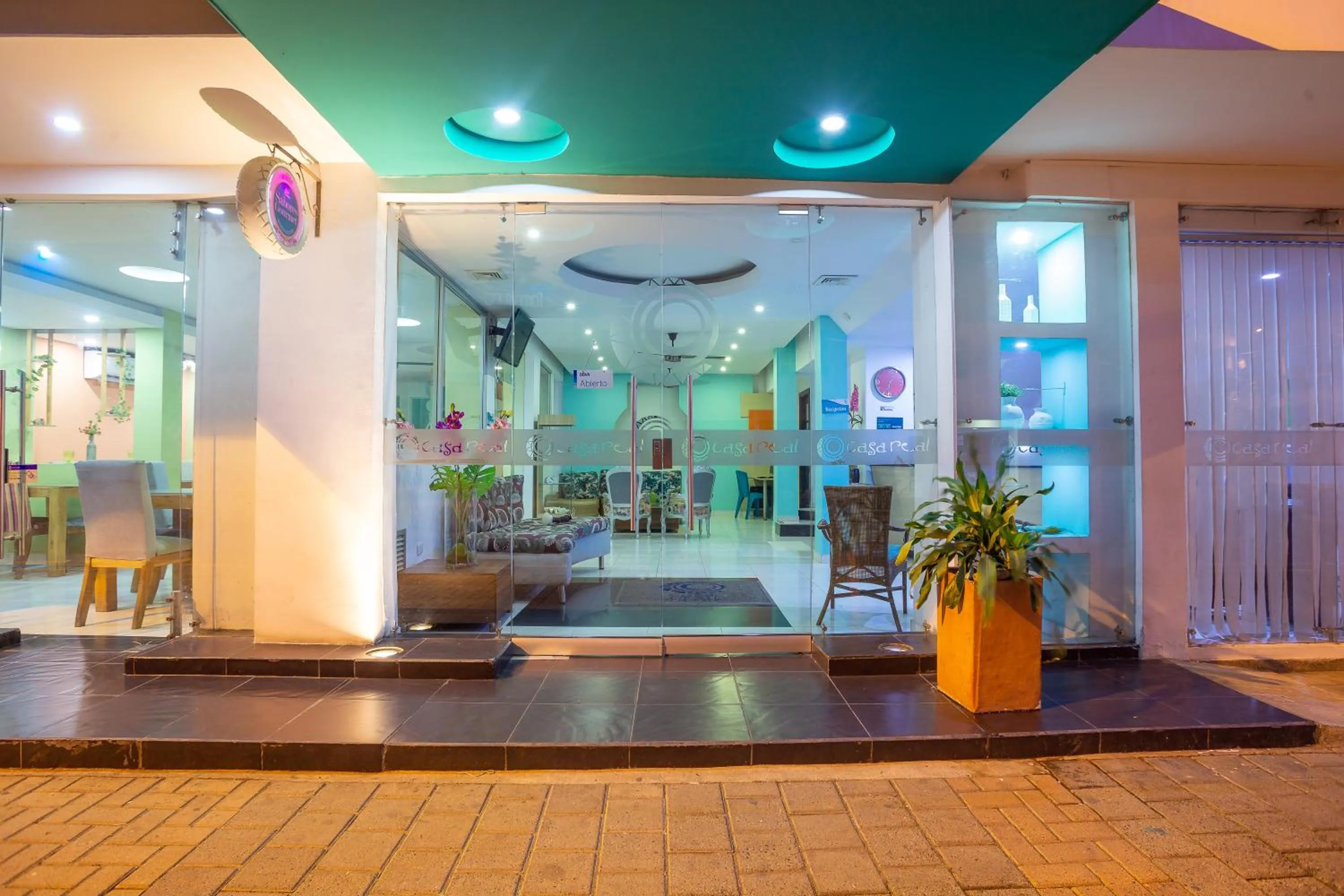 Facade/entrance in Ayenda Casa Real