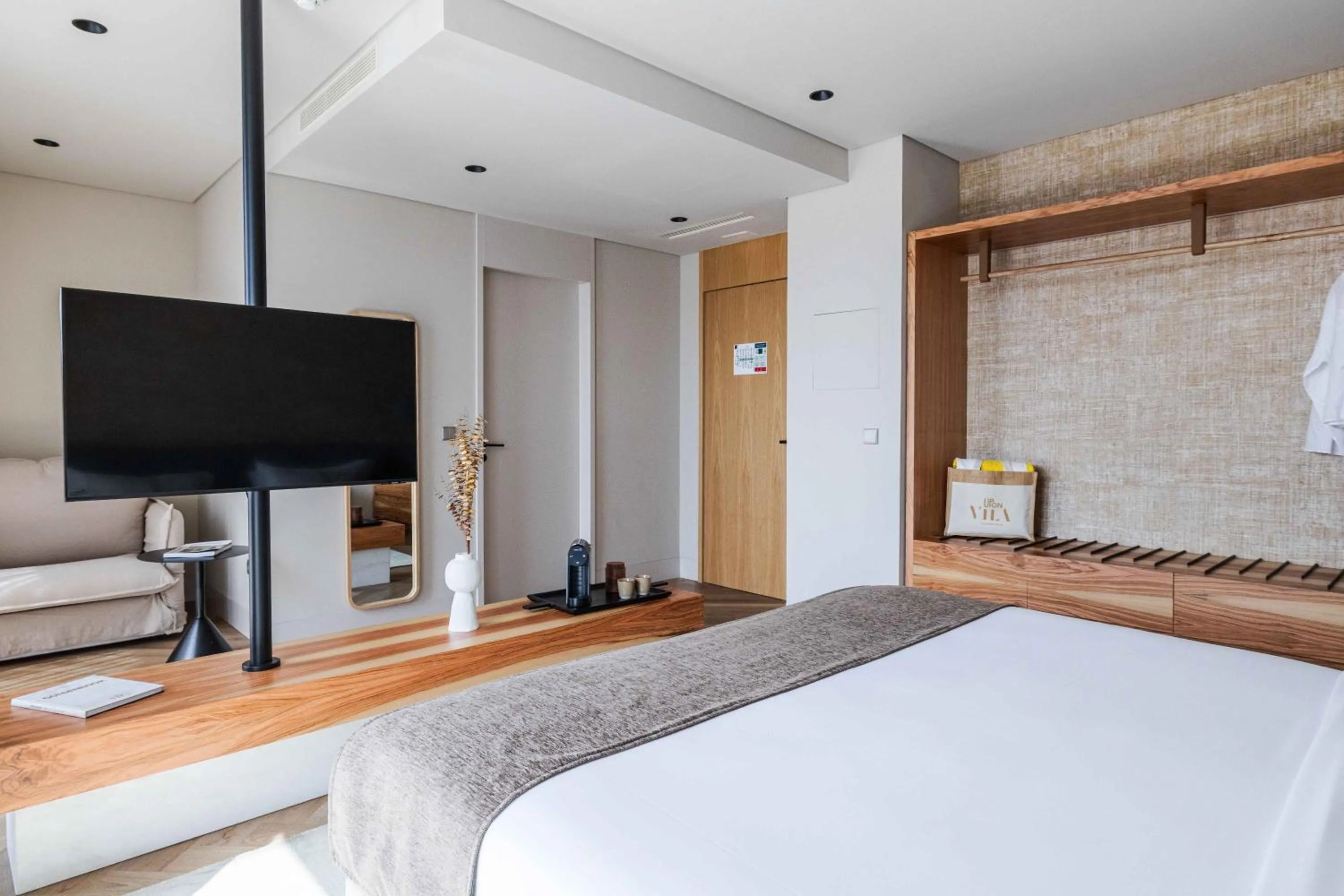 Bed in Upon Vila - Alcochete Hotel