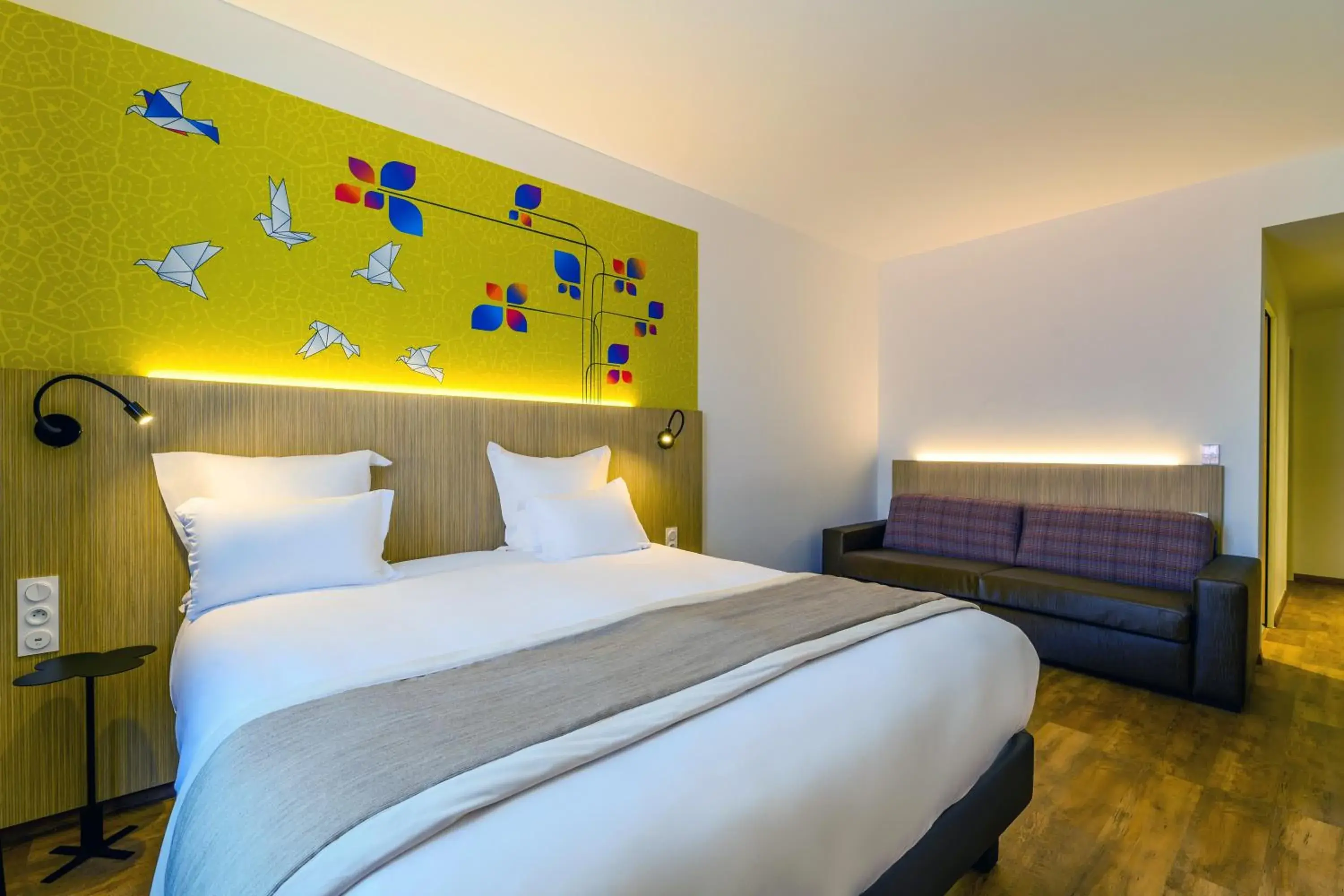 Standard Room - 1 King Bed 1 Sofa Bed in Kyriad Prestige Amiens Poulainville - Hotel and Spa Standard Room - 1 King Bed 1 Sofa Bed in Kyriad Prestige Amiens Poulainville - Hotel and Spa