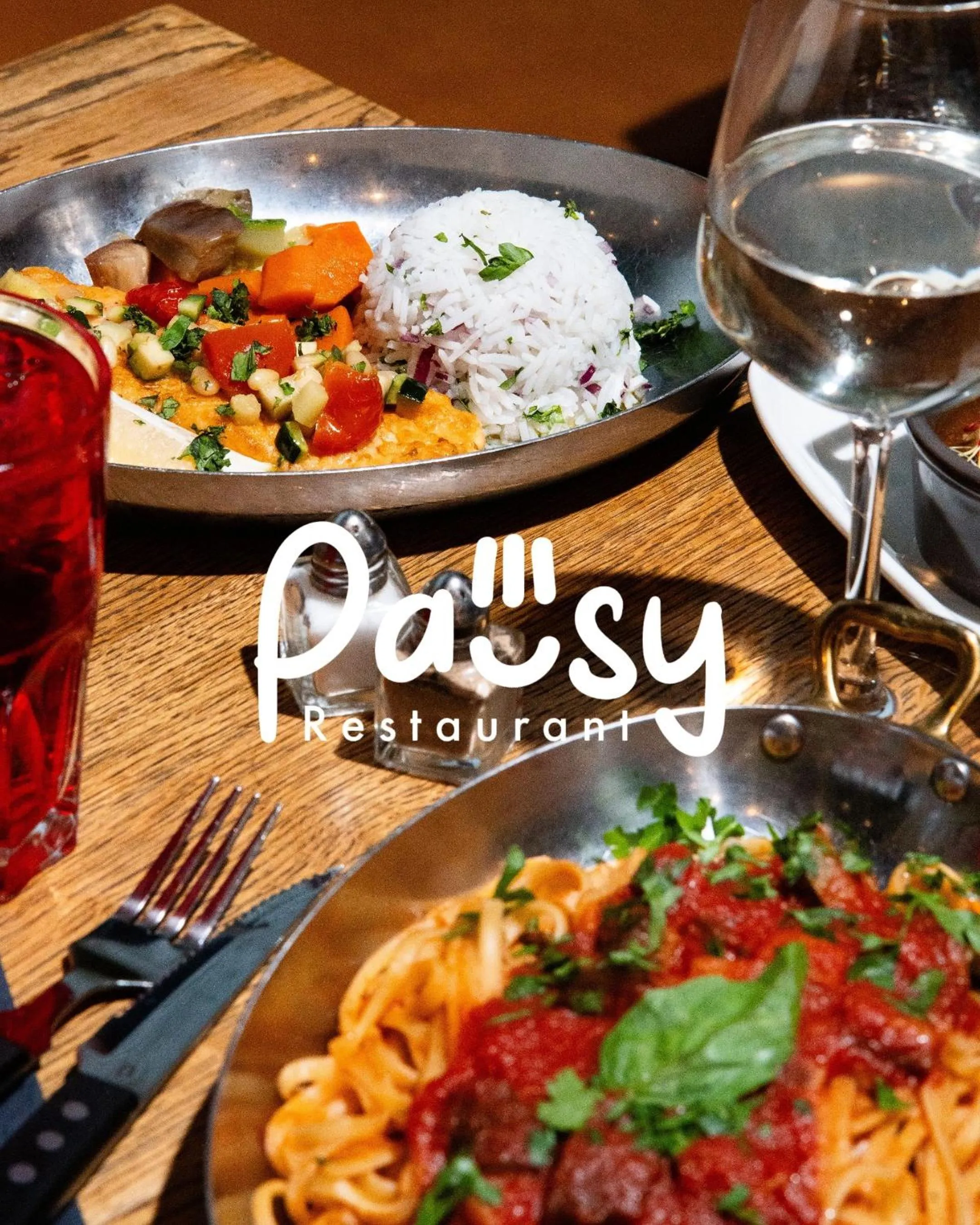 Restaurant/places to eat in Kyriad Prestige Amiens Poulainville - Hotel and Spa