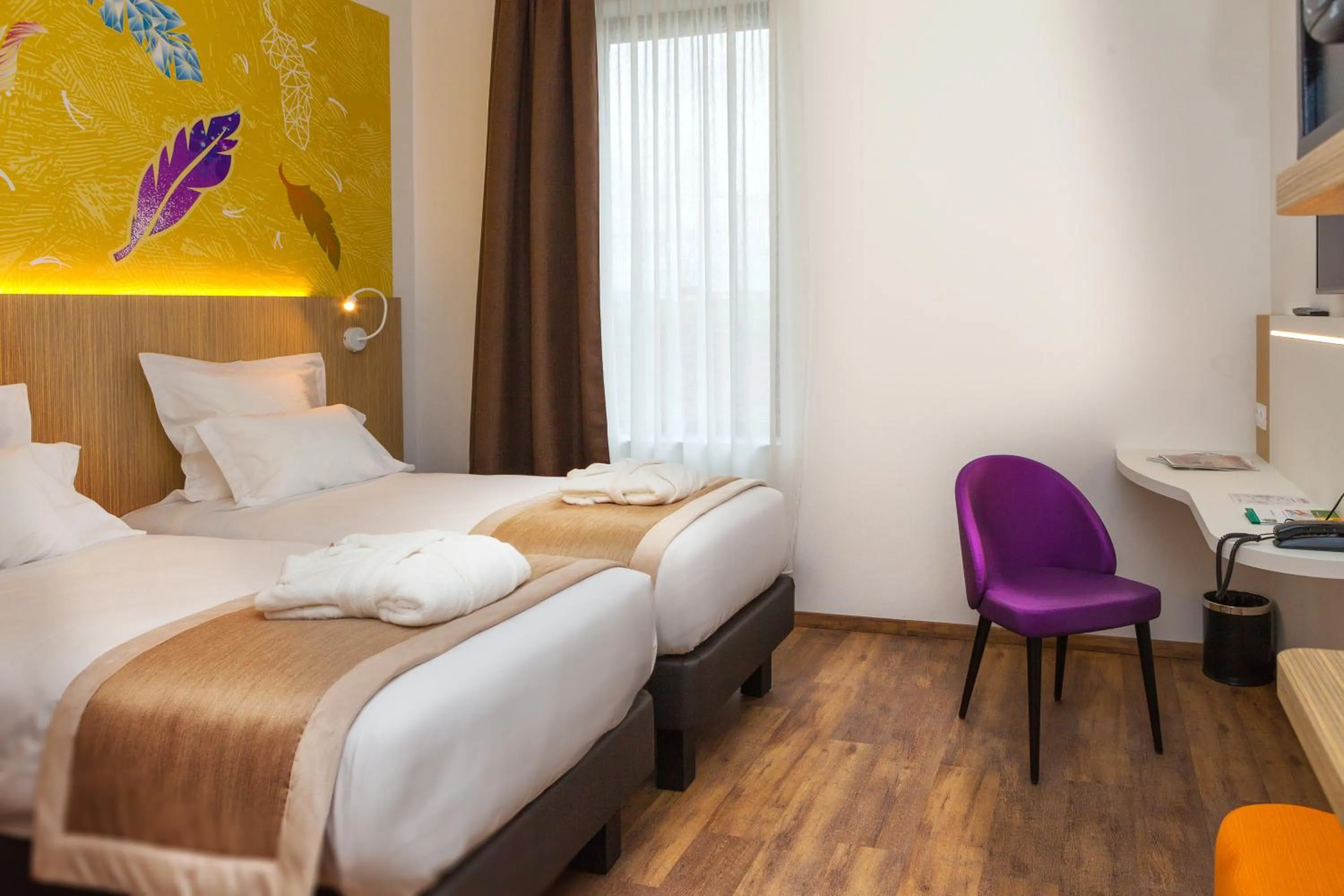 Bed in Kyriad Prestige Amiens Poulainville - Hotel and Spa