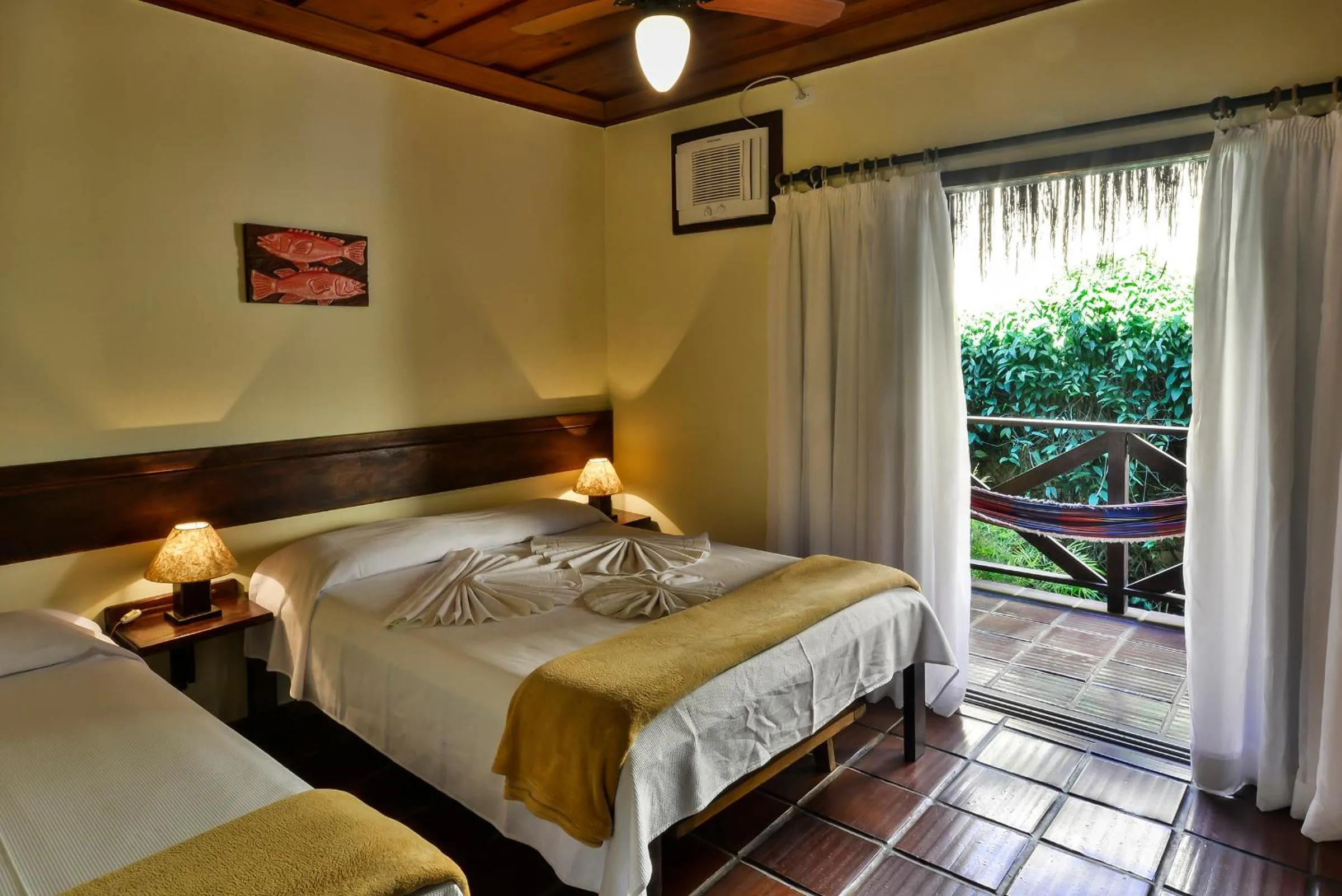 Day, Bed in Pousada Estalagem Casa Grande