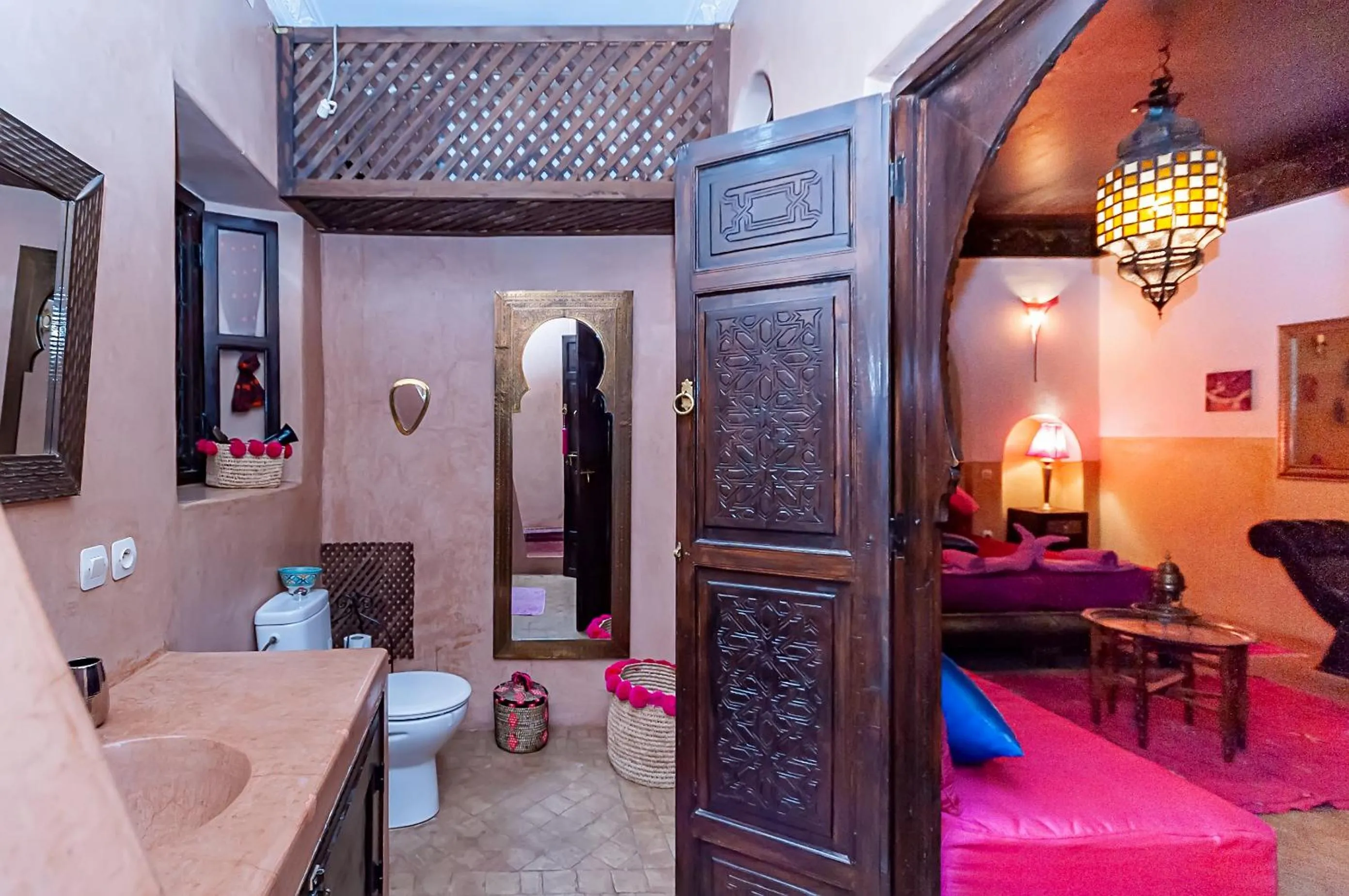 Shower in Riad Dar Nadwa