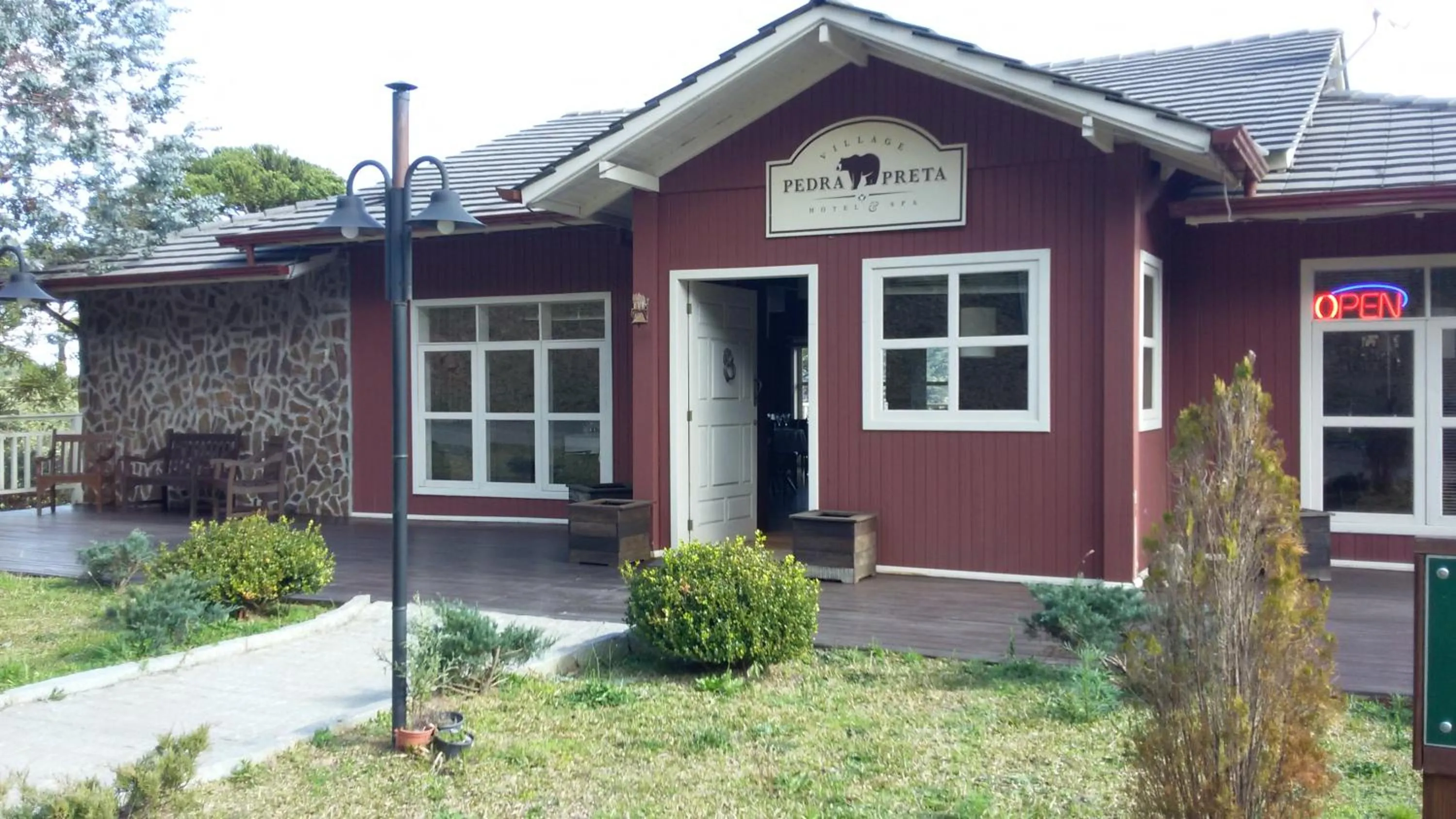 Restaurant/places to eat in Pousada Pedra Preta