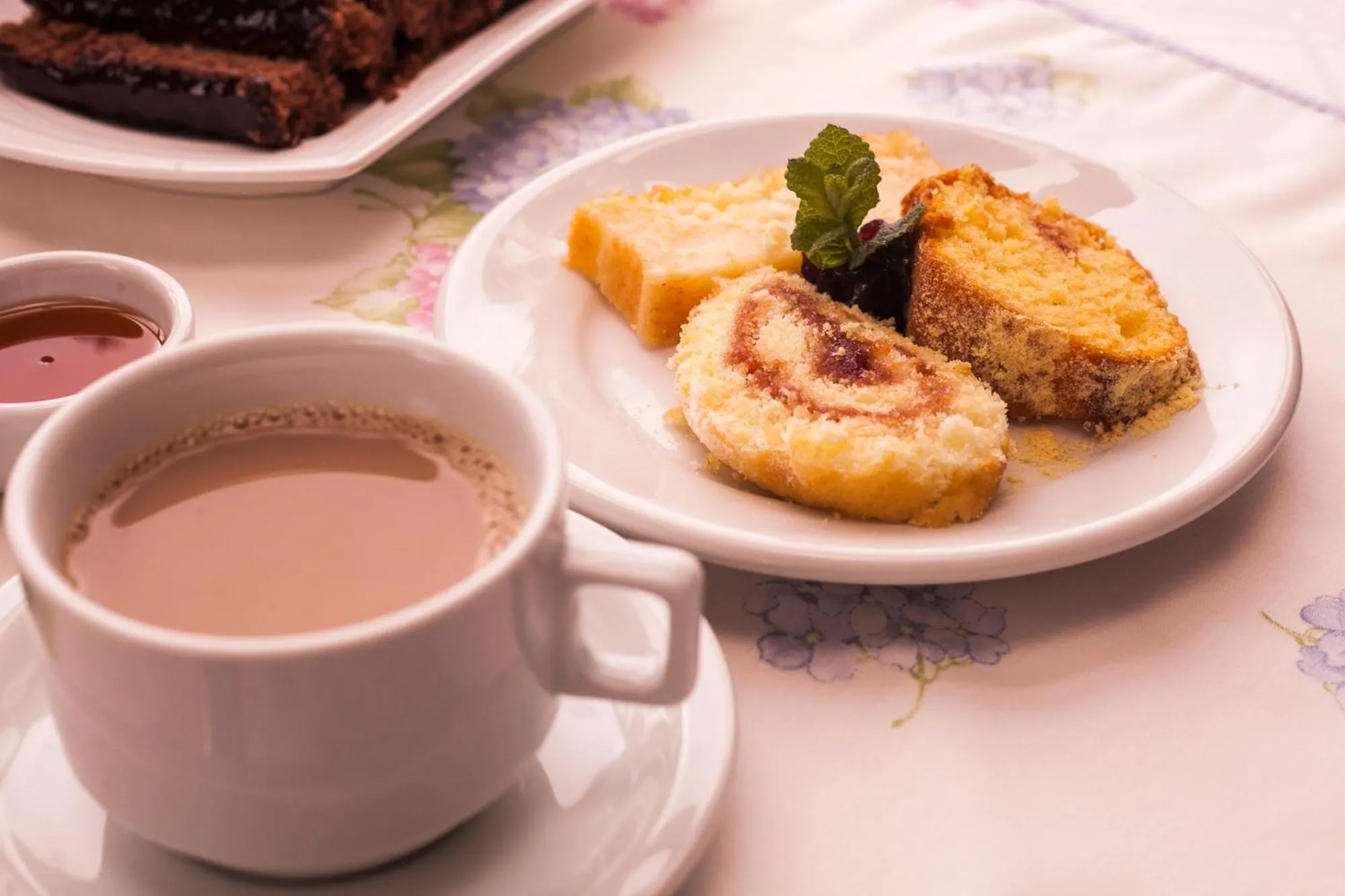 Buffet breakfast in Pousada Pedra Preta