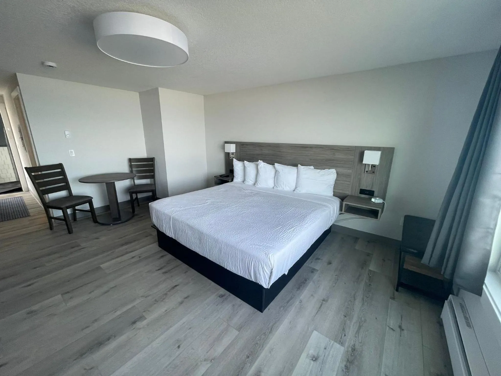 King Studio Suite in West Beach Suites
