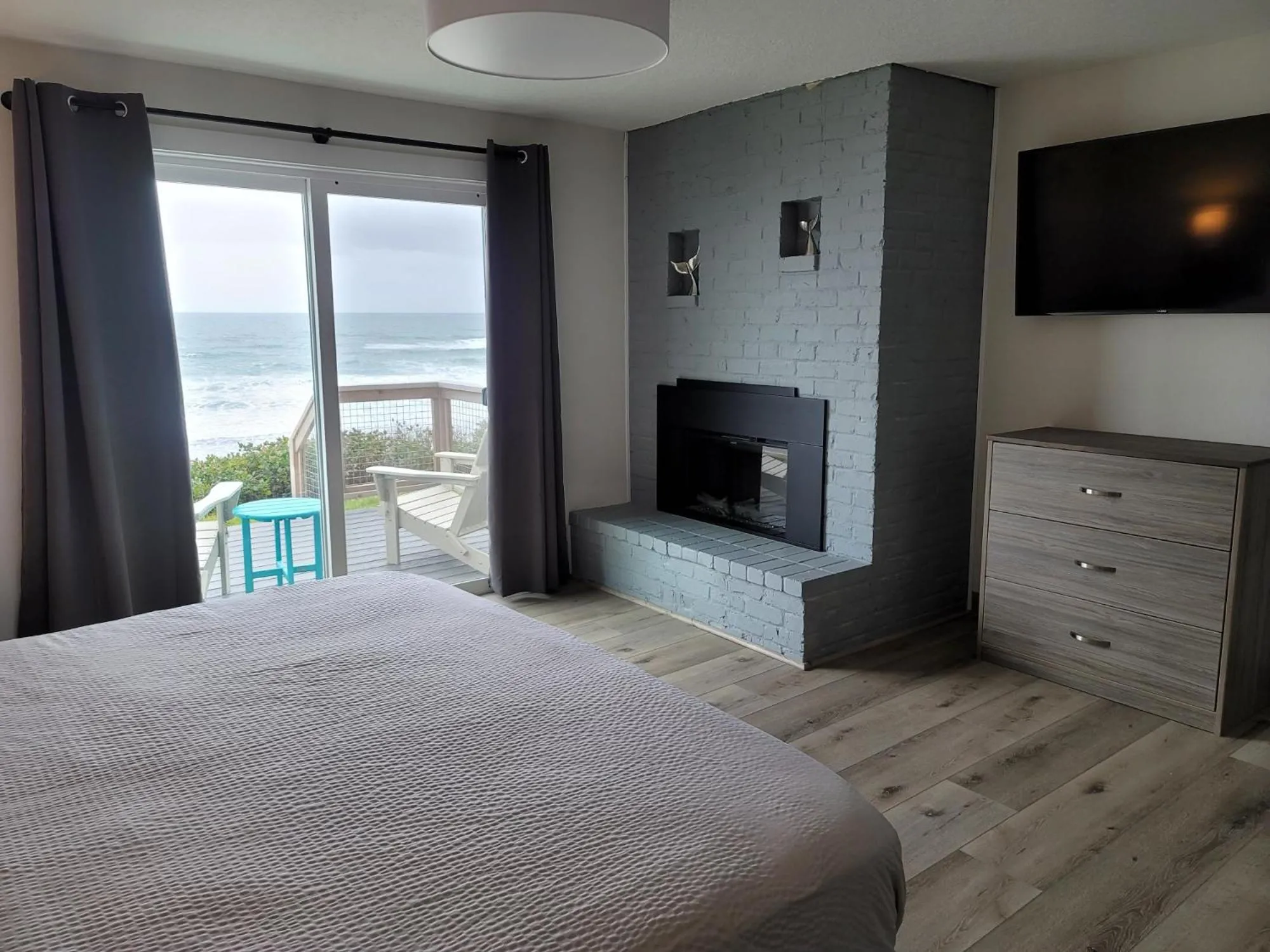 King Studio with Deck in West Beach Suites