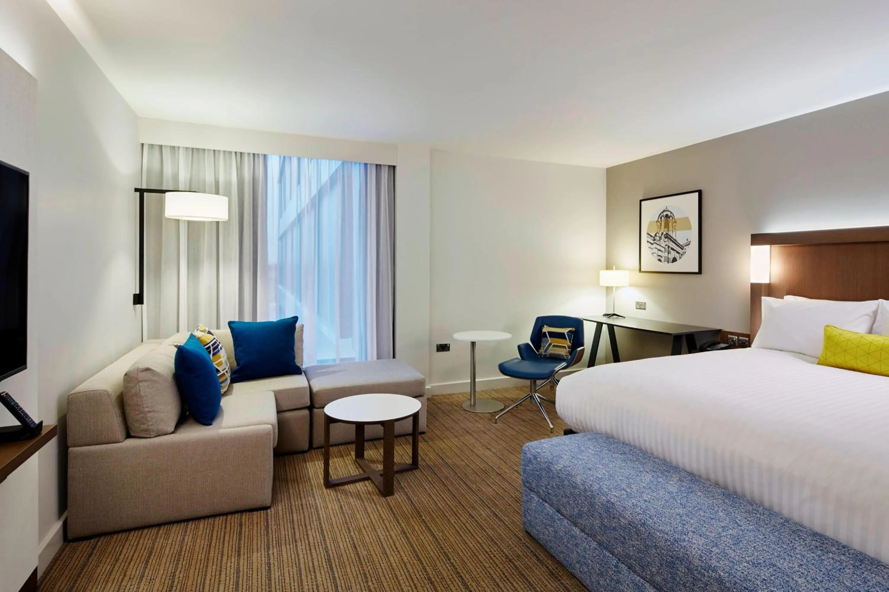 Photo of the whole room, Bed in Courtyard by Marriott Oxford South