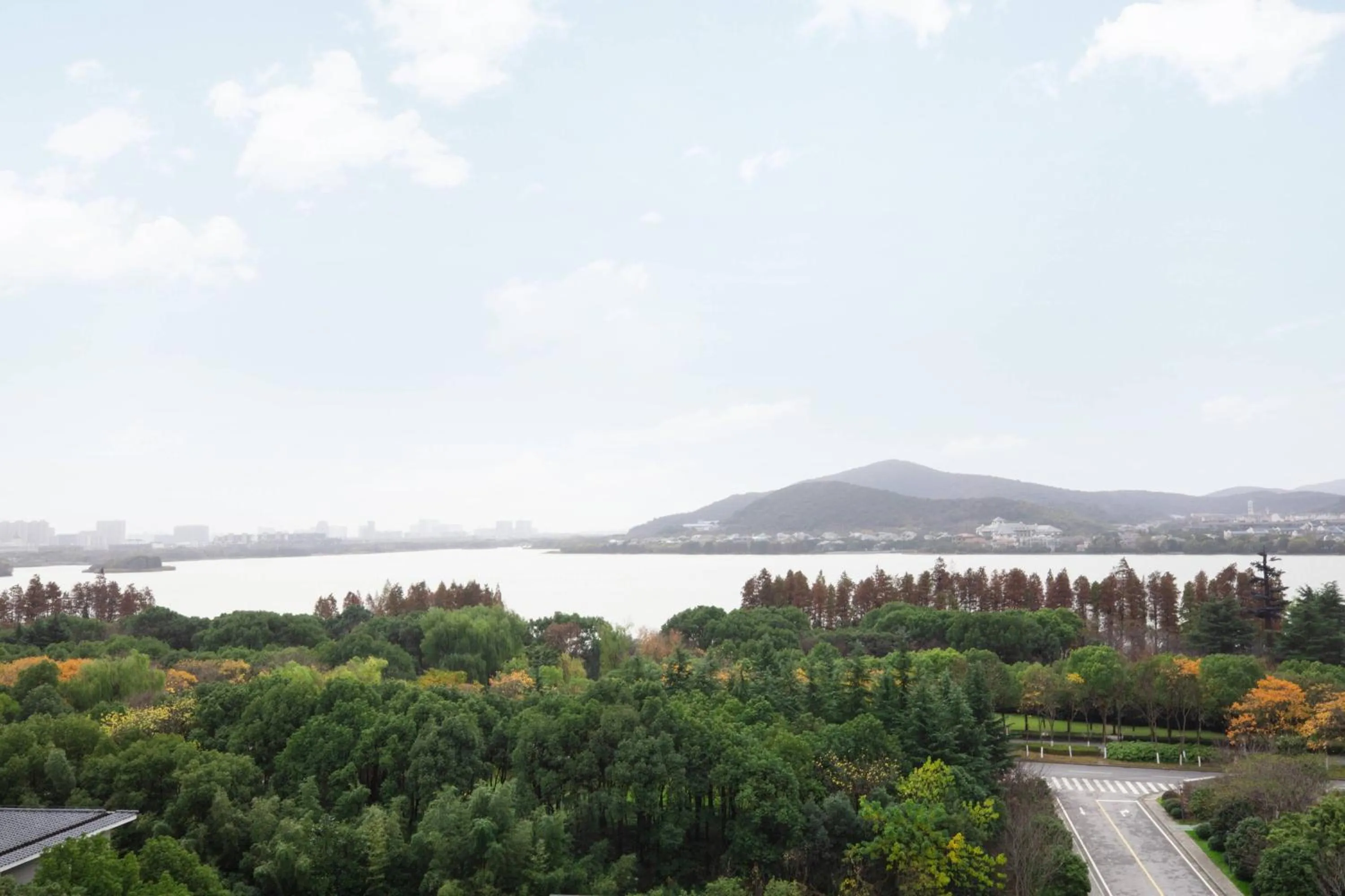 Photo of the whole room in Wuxi Marriott Hotel Lihu Lake