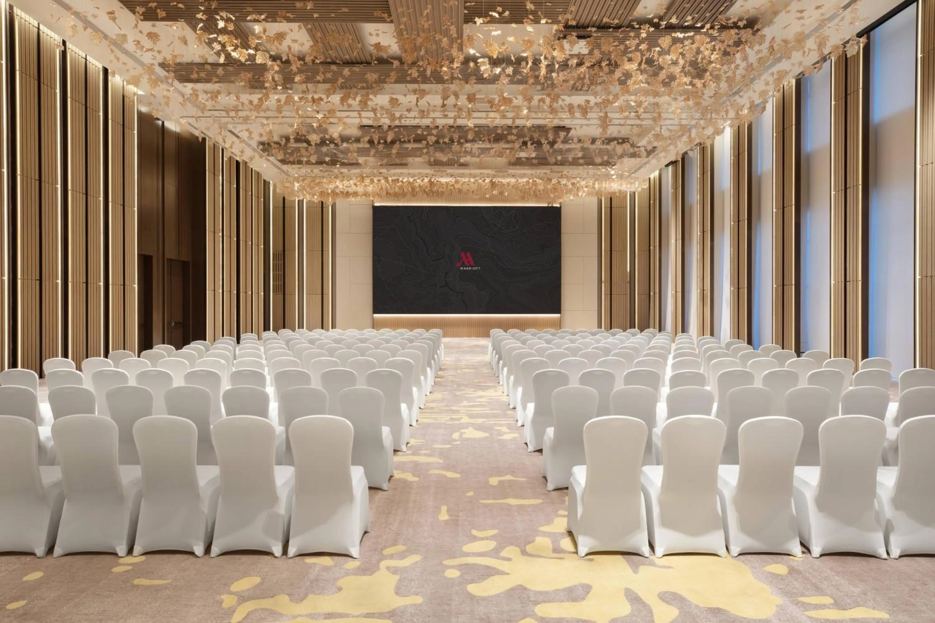 Entertainment in Wuxi Marriott Hotel Lihu Lake