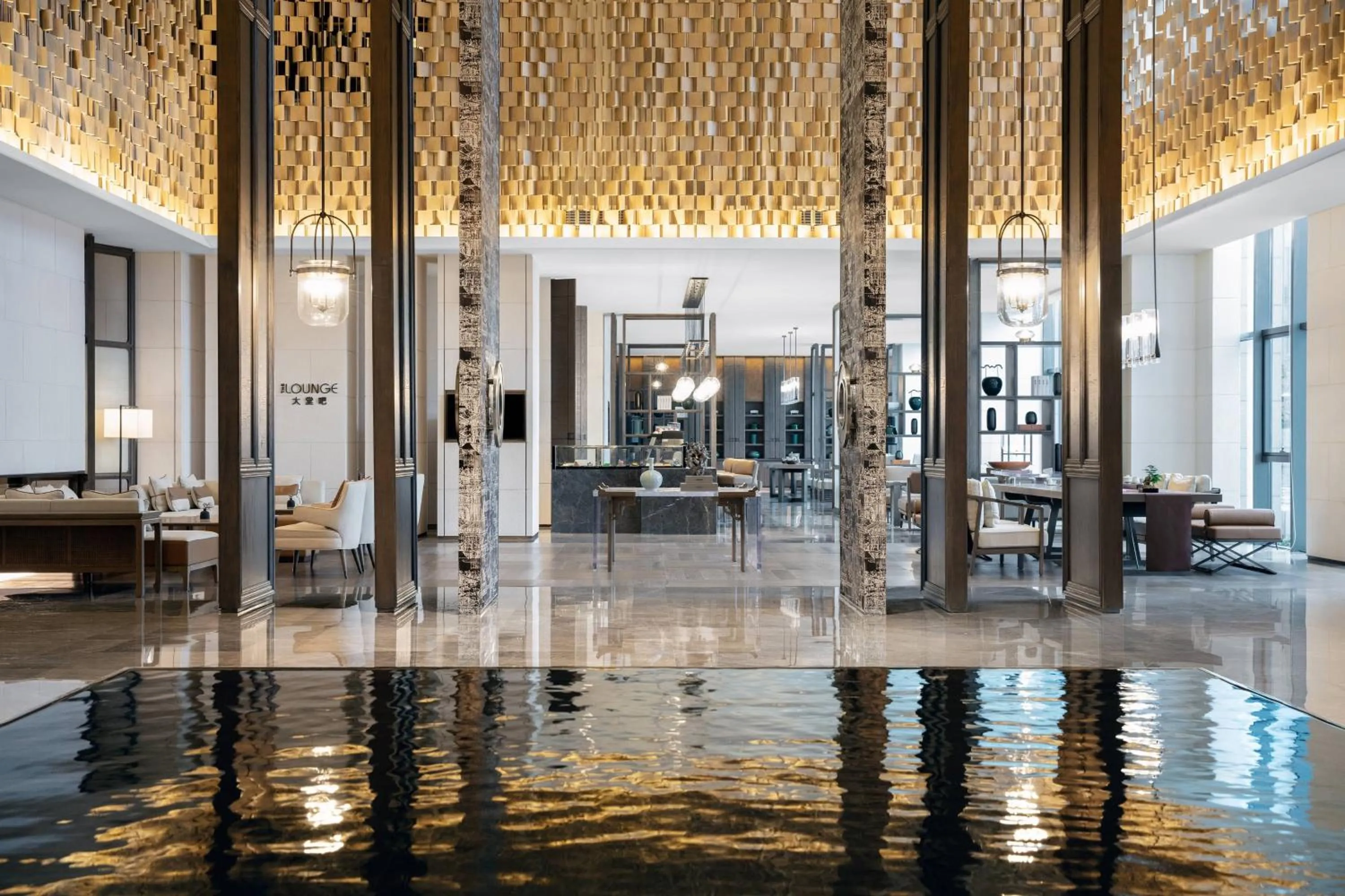 Lobby or reception in Wuxi Marriott Hotel Lihu Lake