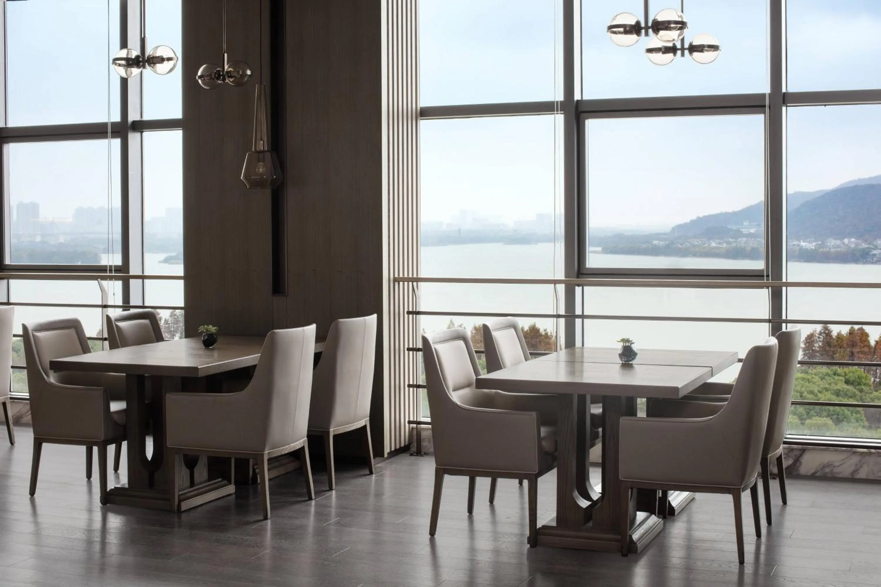 Lounge or bar in Wuxi Marriott Hotel Lihu Lake